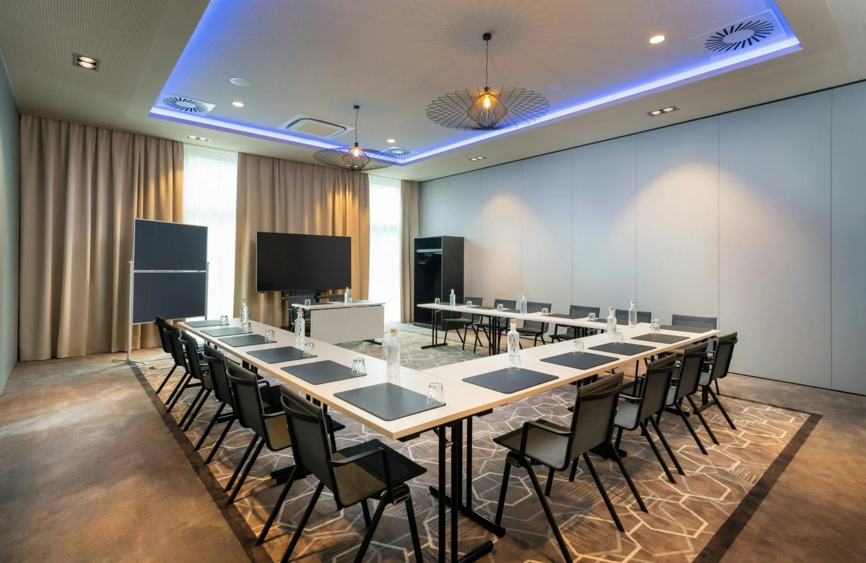 Meeting/conference room in Leonardo Royal Hotel Cologne Bonn Airport