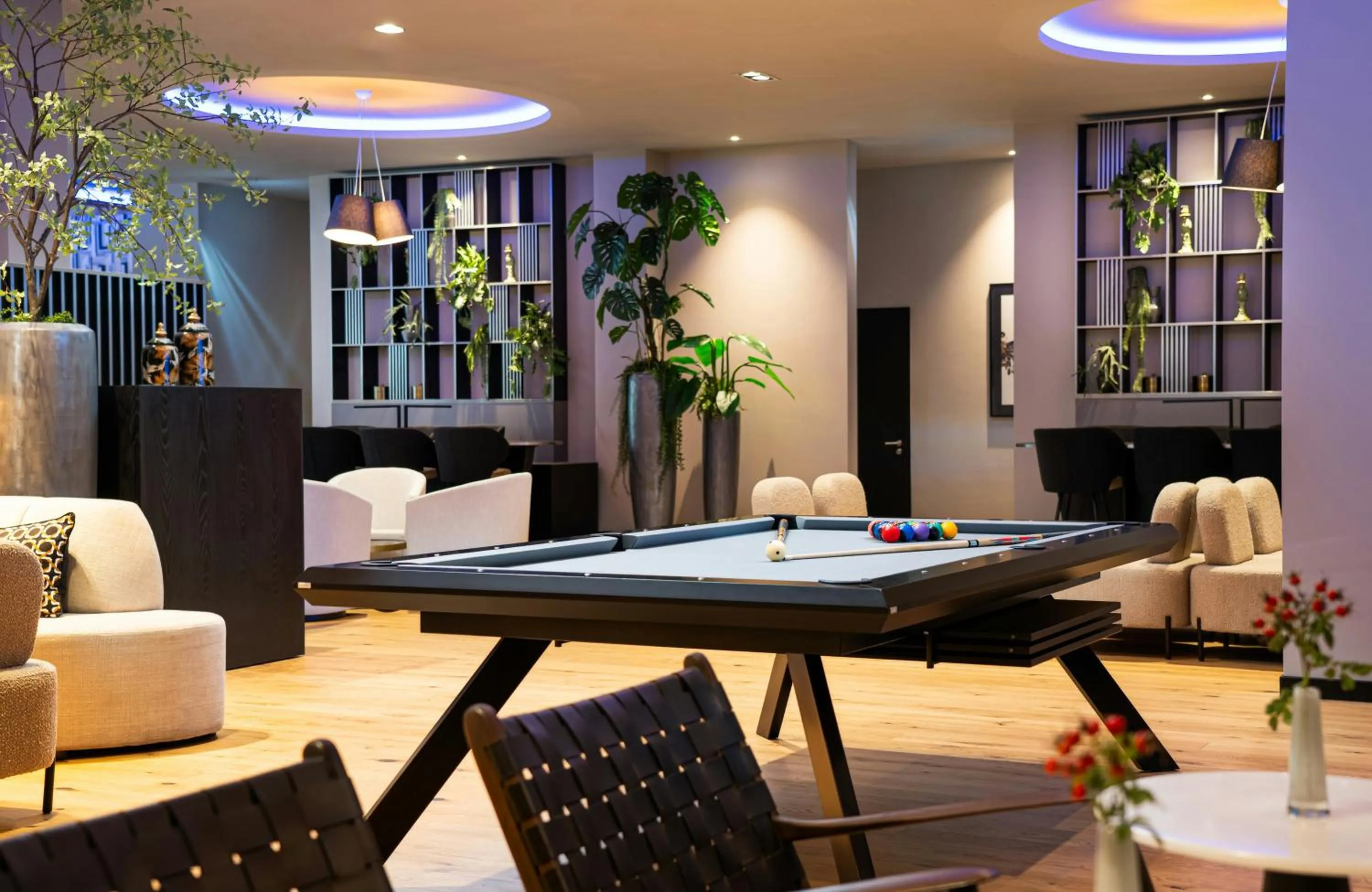 Facade/entrance in Leonardo Royal Hotel Cologne Bonn Airport