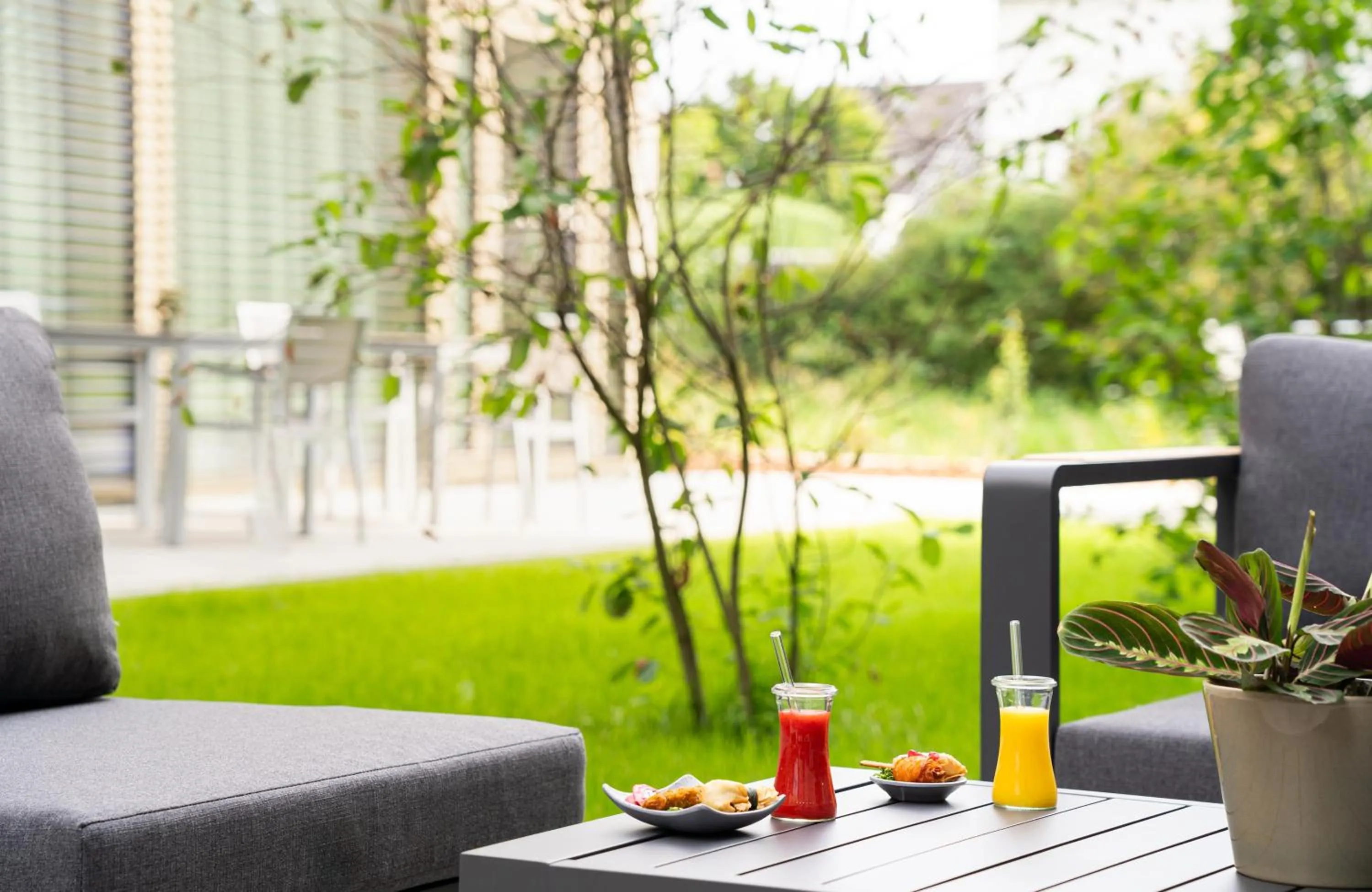Meeting/conference room in Leonardo Royal Hotel Cologne Bonn Airport