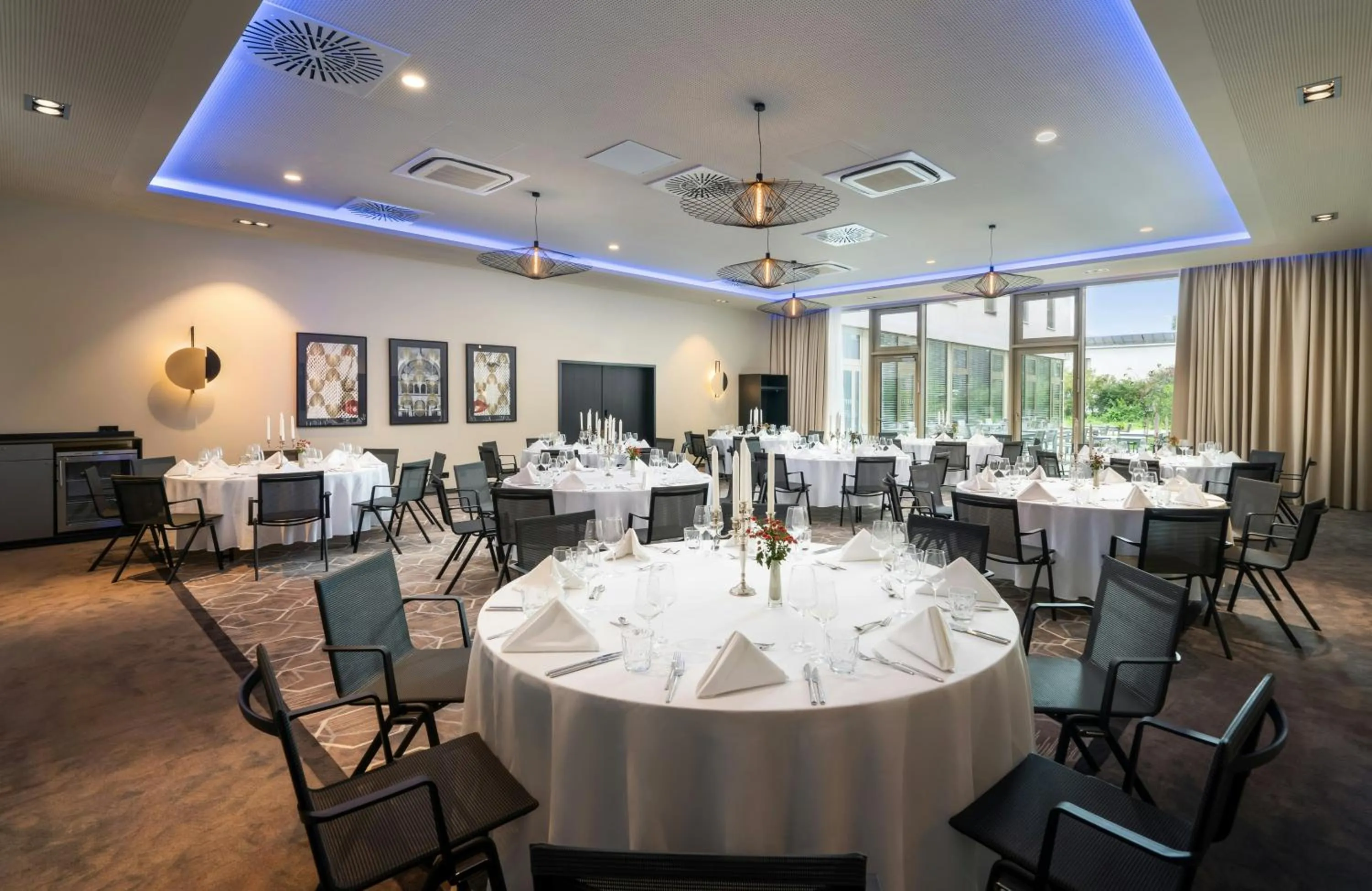 Meeting/conference room in Leonardo Royal Hotel Cologne Bonn Airport