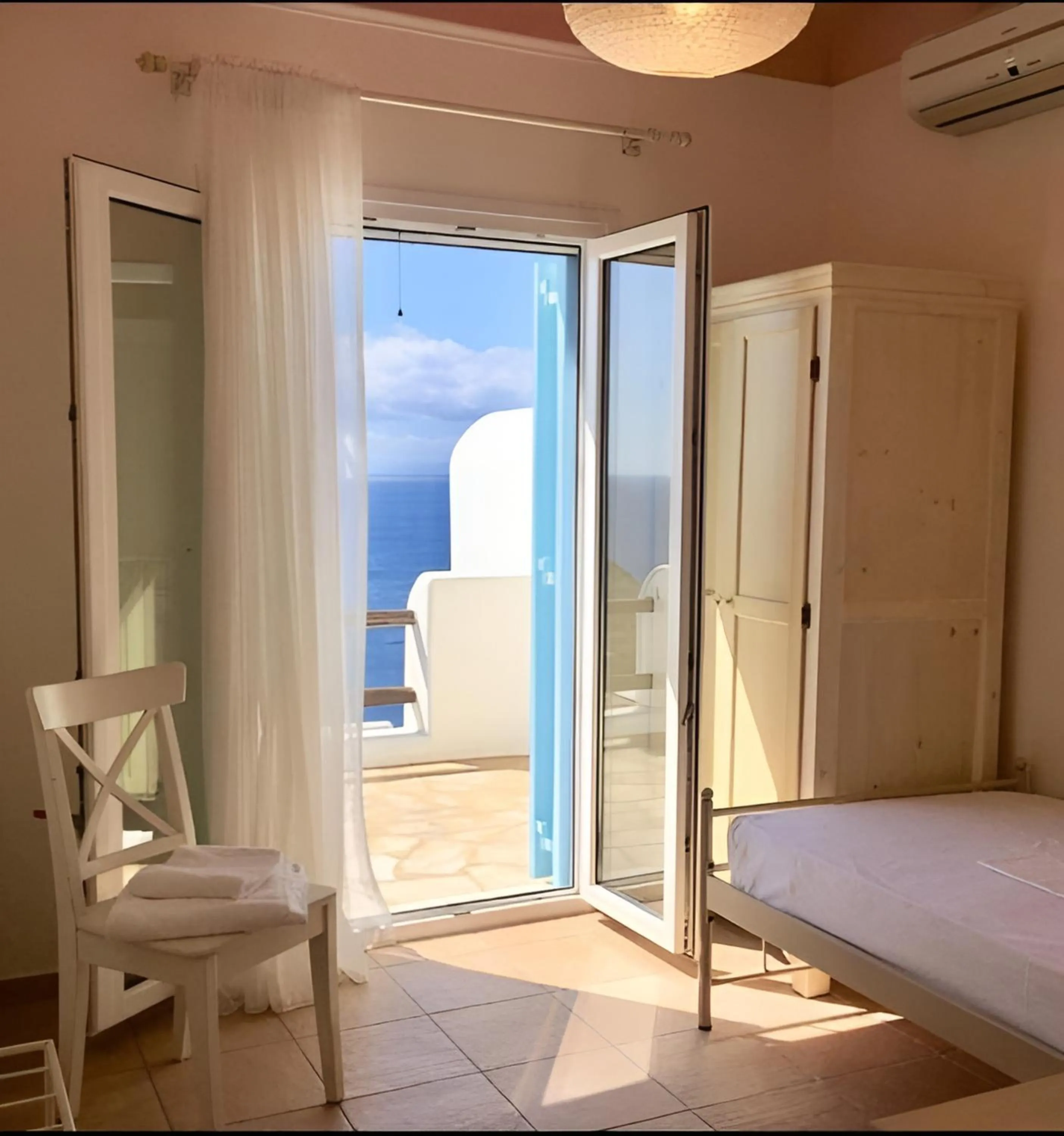 Bed in Mykonos Dot - The Villas