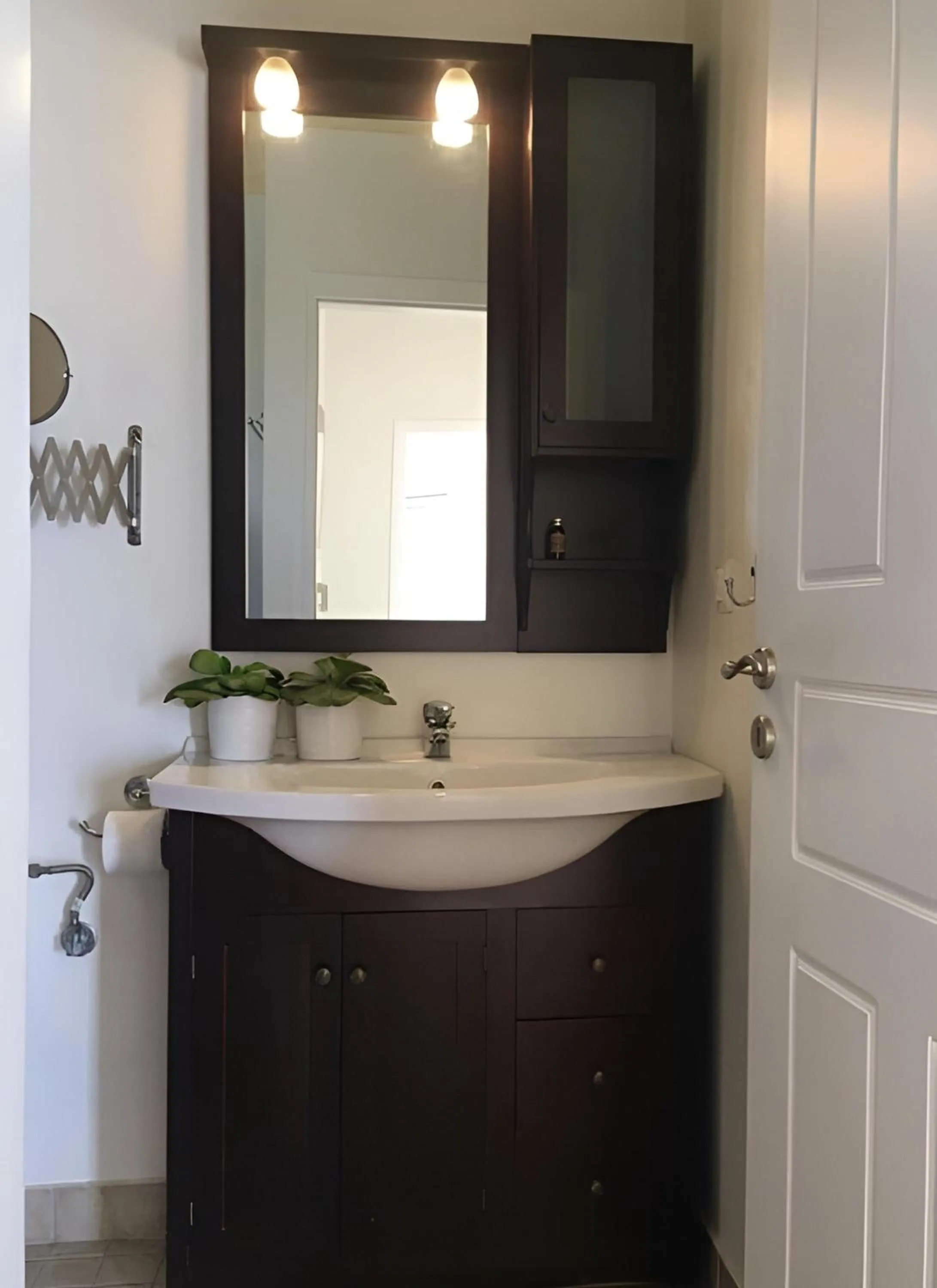 Bathroom in Mykonos Dot - The Villas