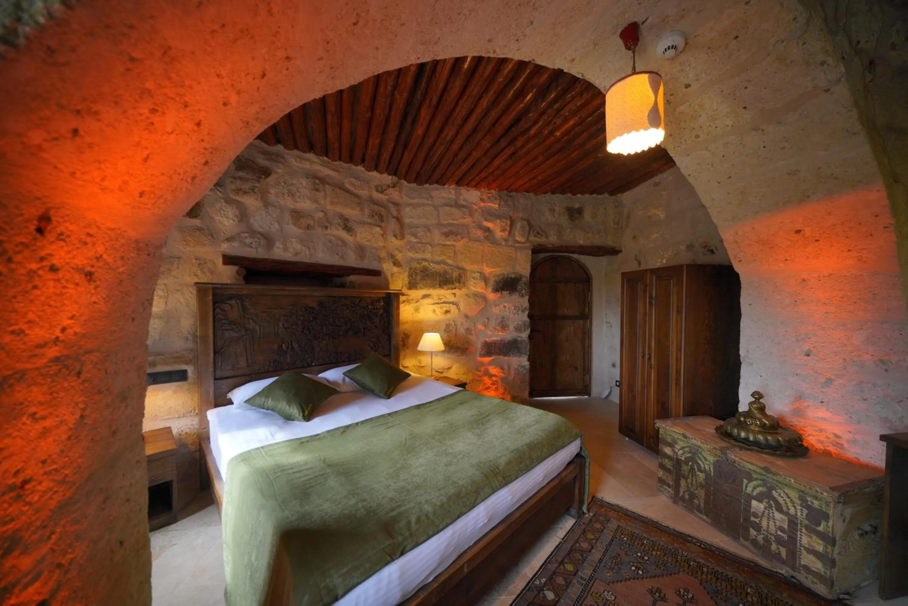 Photo of the whole room, Bed in Ages in Cappadocia