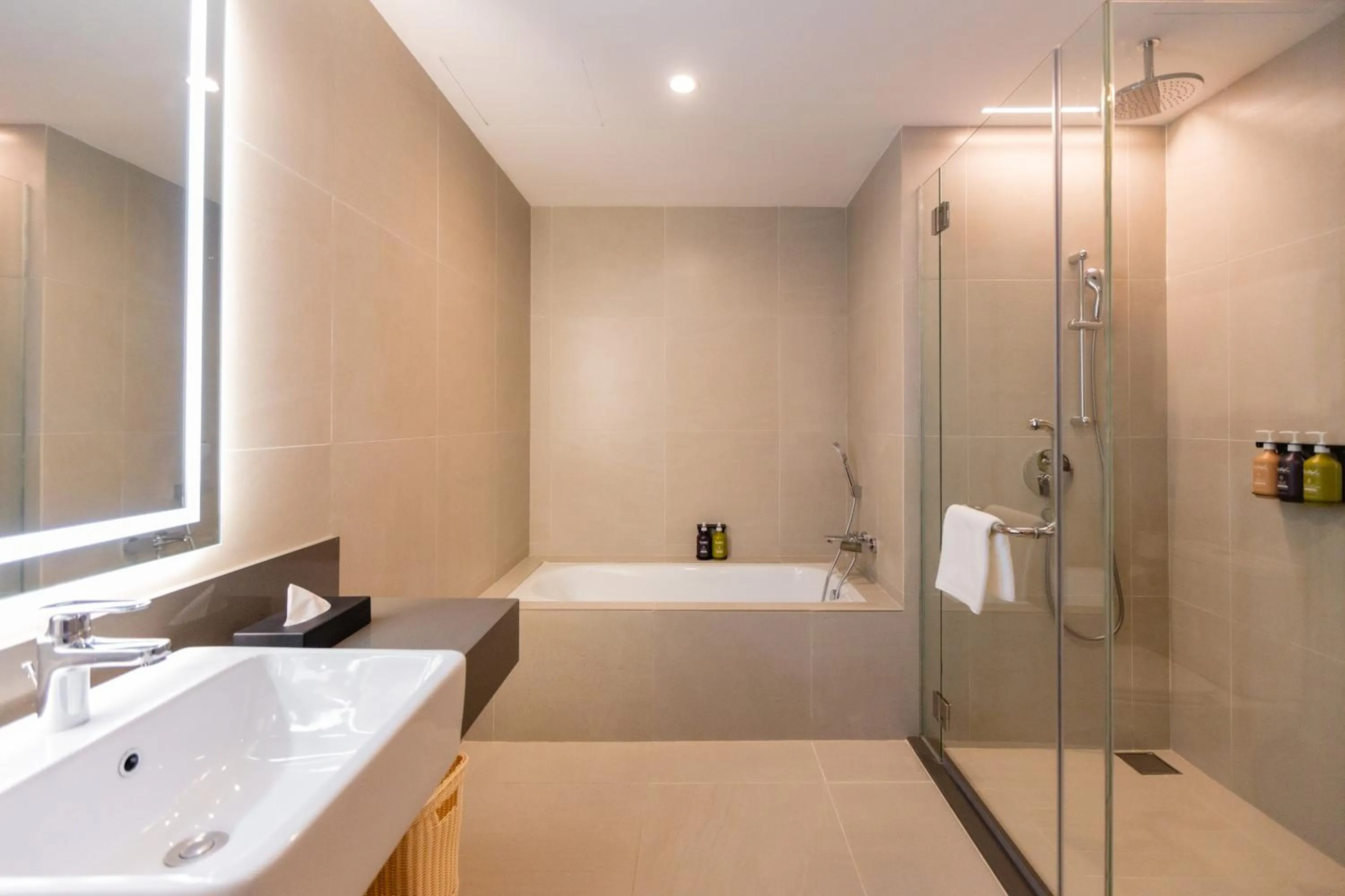 Toilet in Holiday Inn Sepang - Airport