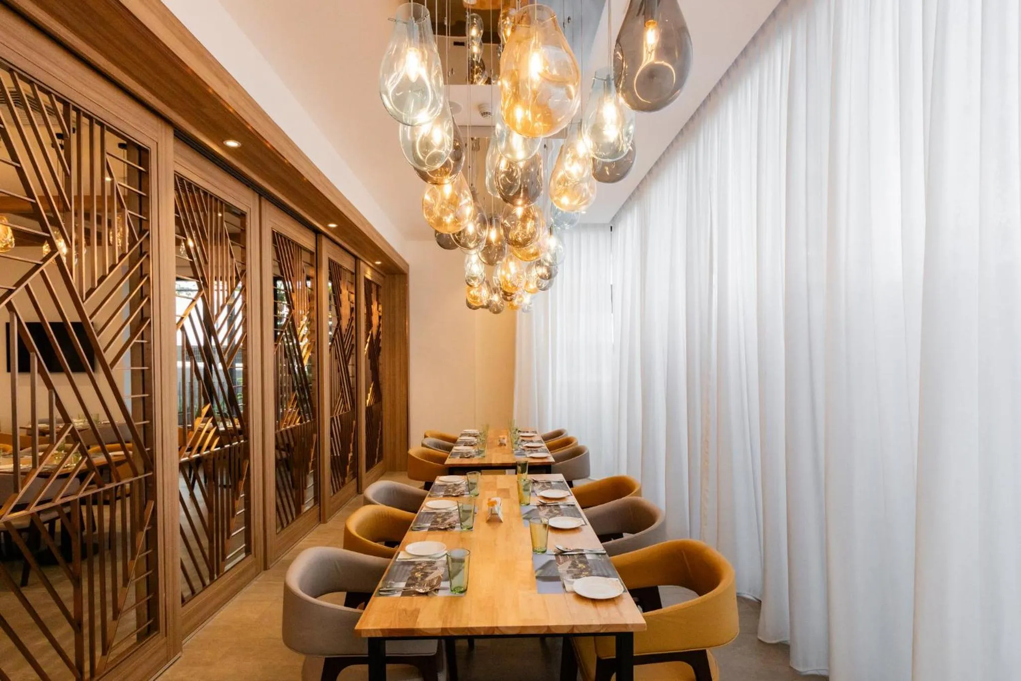 Restaurant/places to eat in Holiday Inn Sepang - Airport