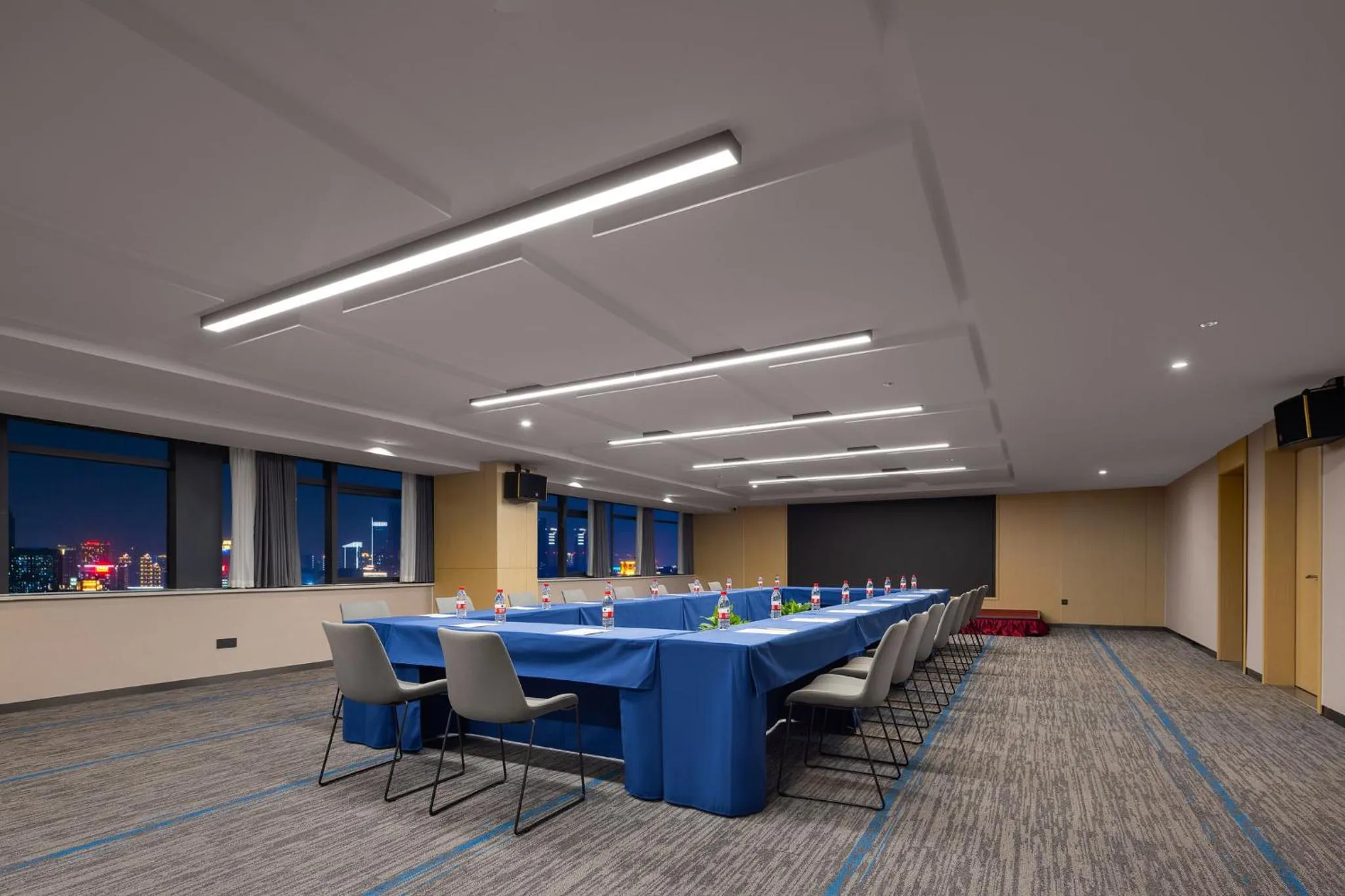 Meeting/conference room, Business Area/Conference Room in Holiday Inn Express Changsha Broadcasting Center