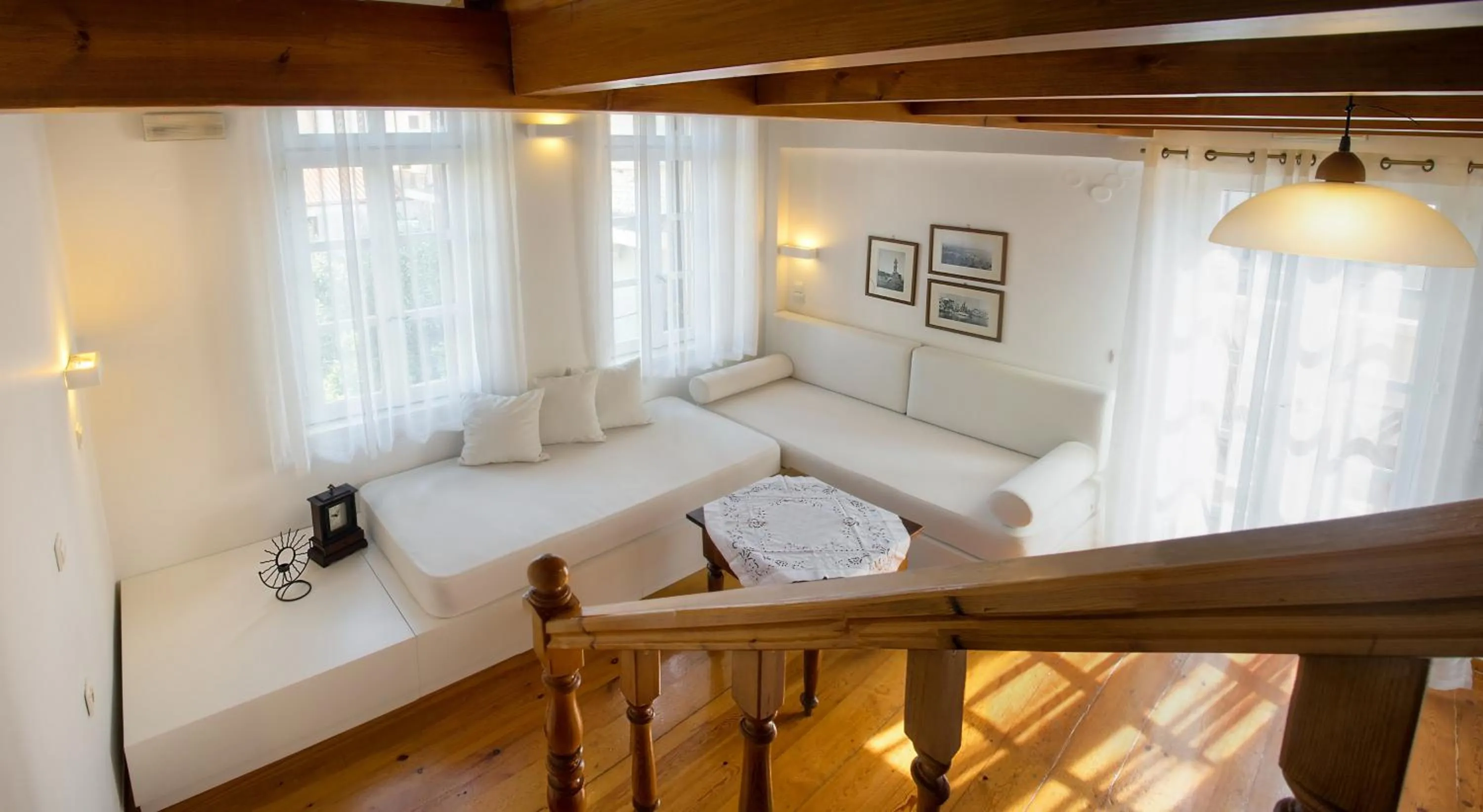 Living room in Ontas Traditional Hotel