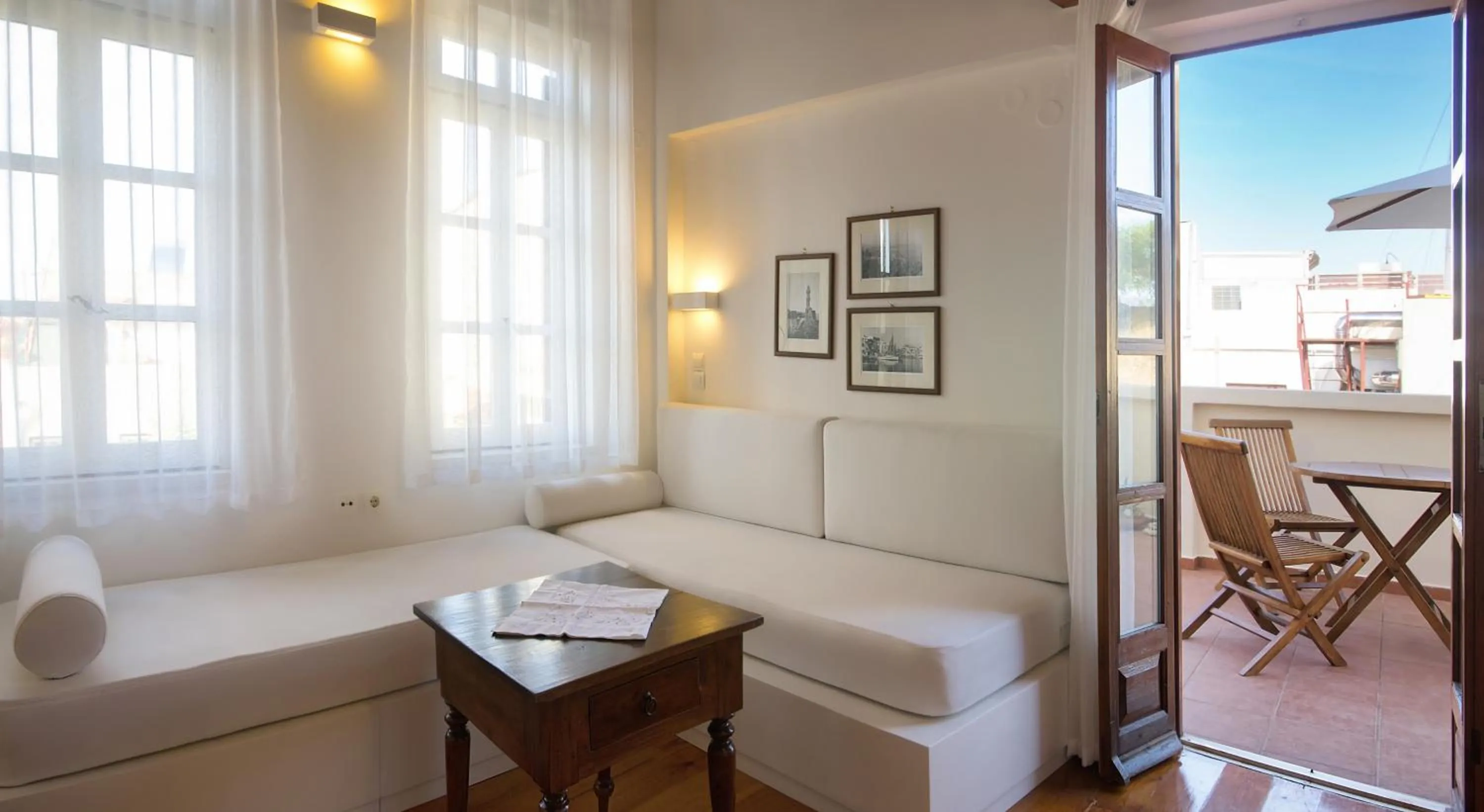 Living room in Ontas Traditional Hotel