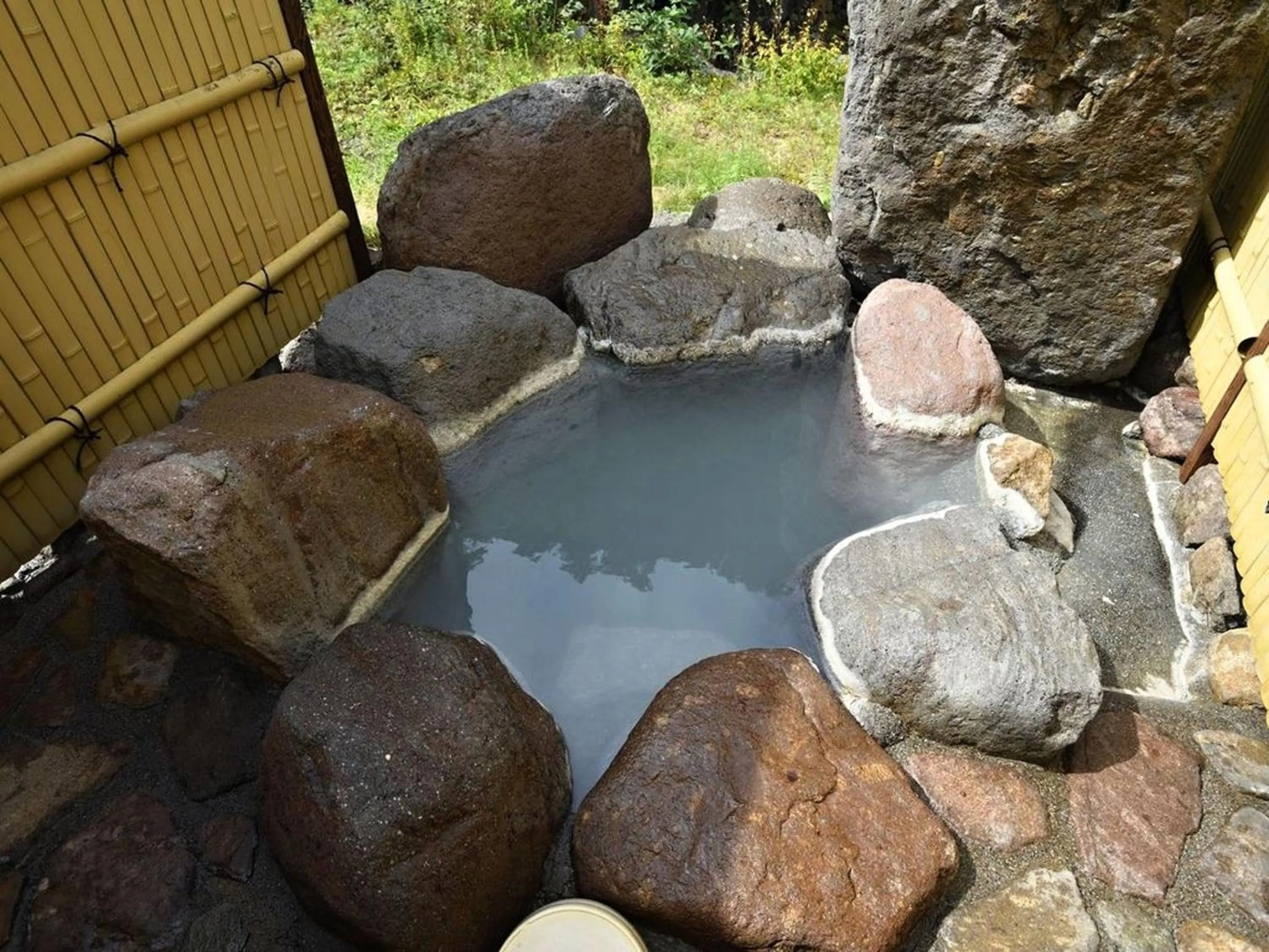 Hot Spring Bath in Kaniyu