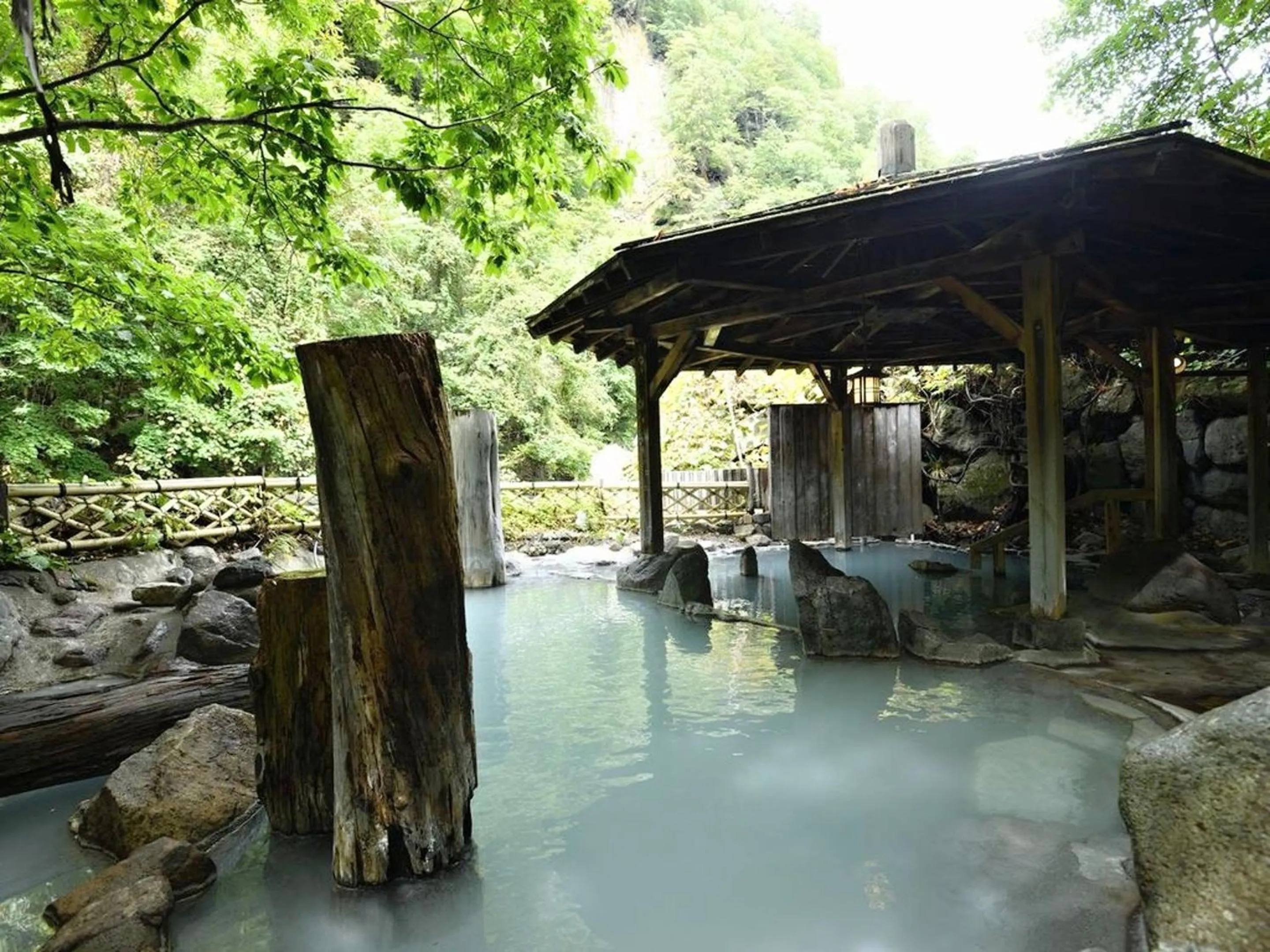 Hot Spring Bath in Kaniyu
