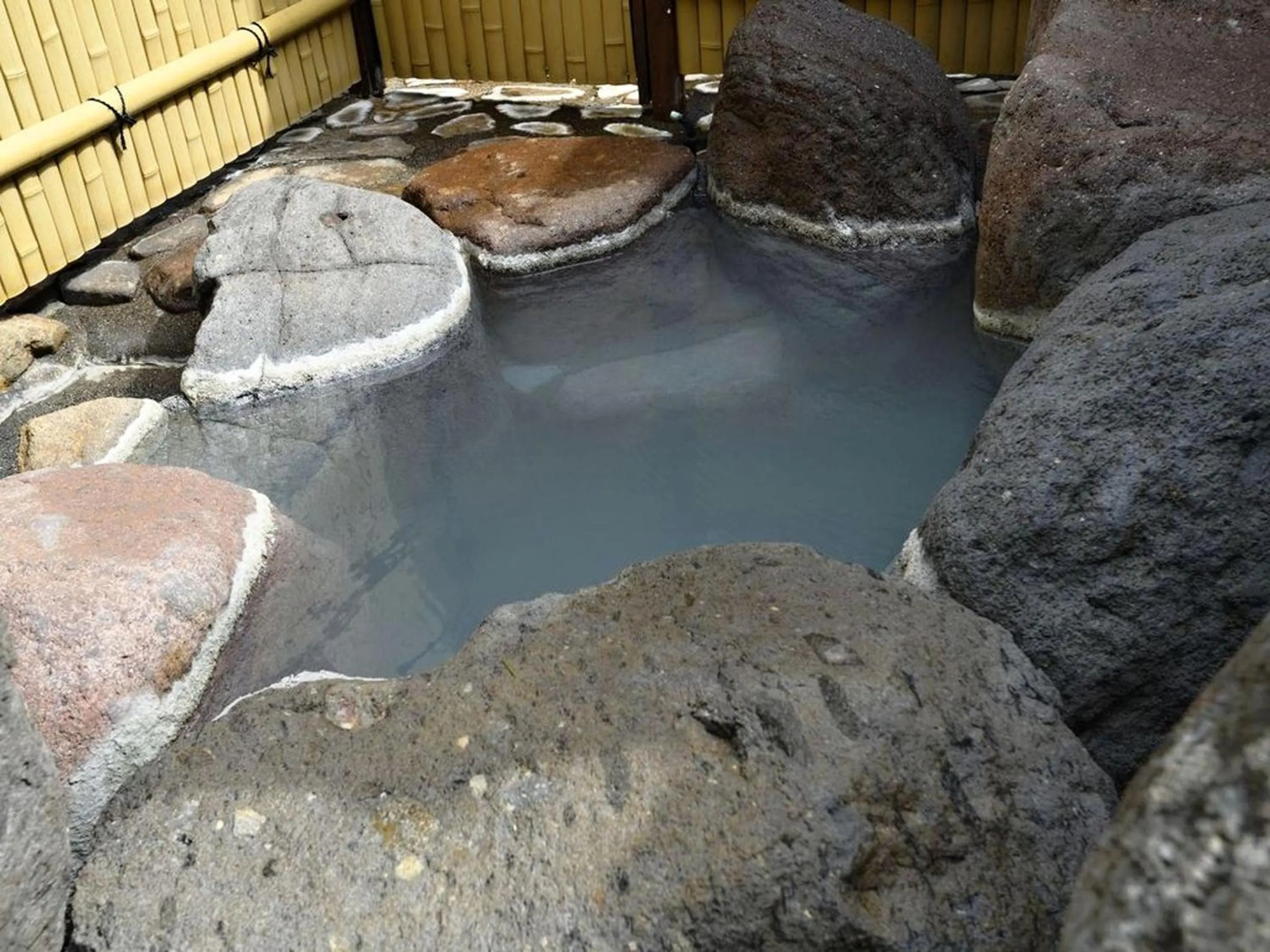 Hot Spring Bath in Kaniyu