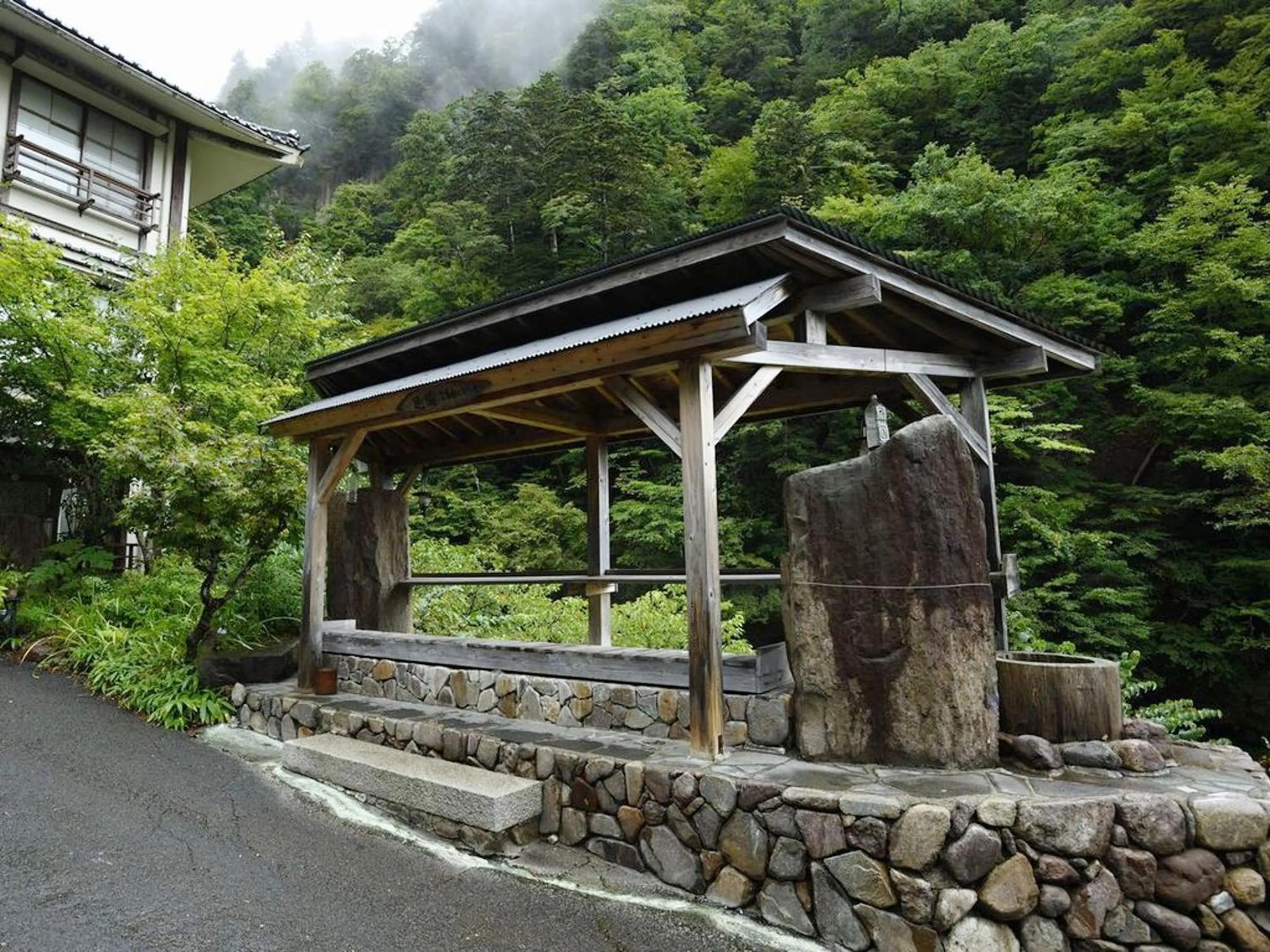 Area and facilities in Kaniyu