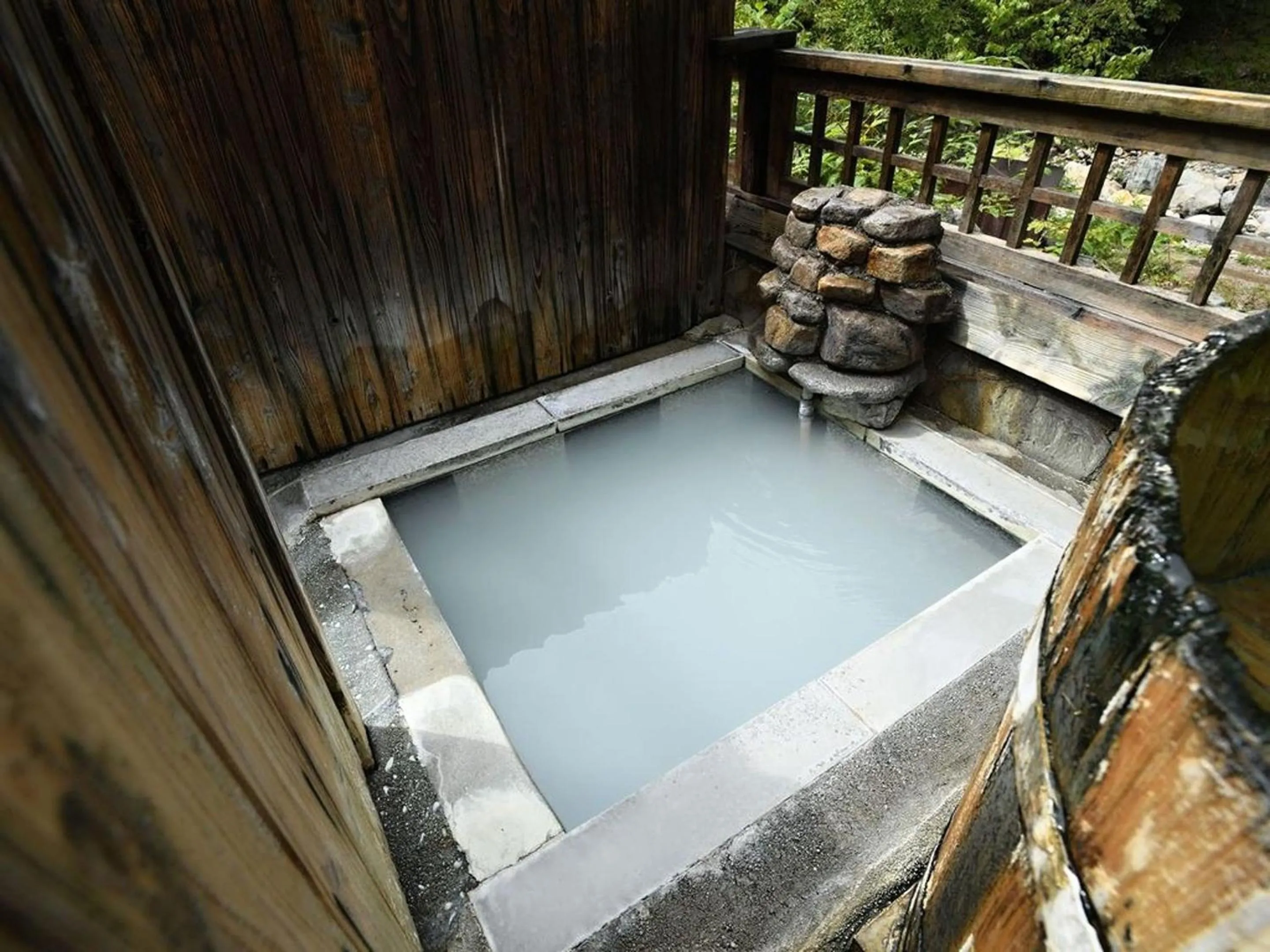Hot Spring Bath in Kaniyu