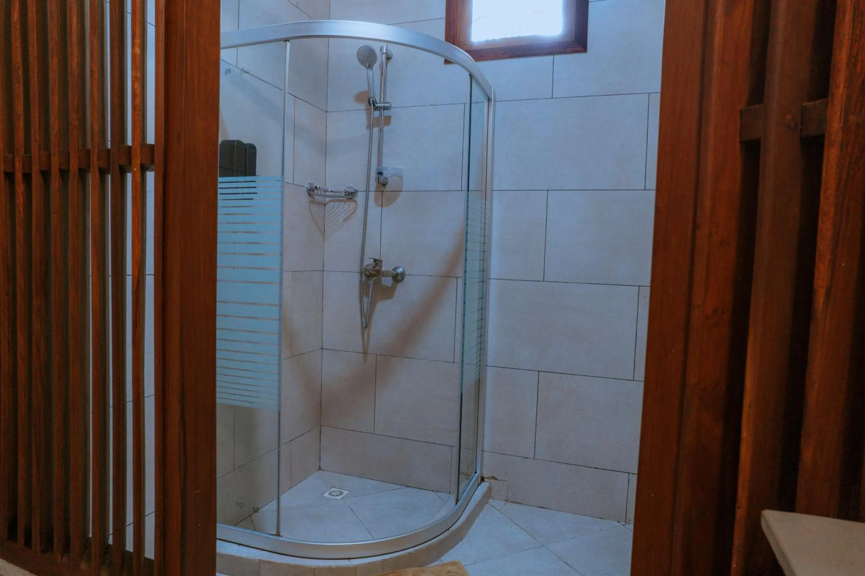 Bathroom in Mambo Ocean Resort