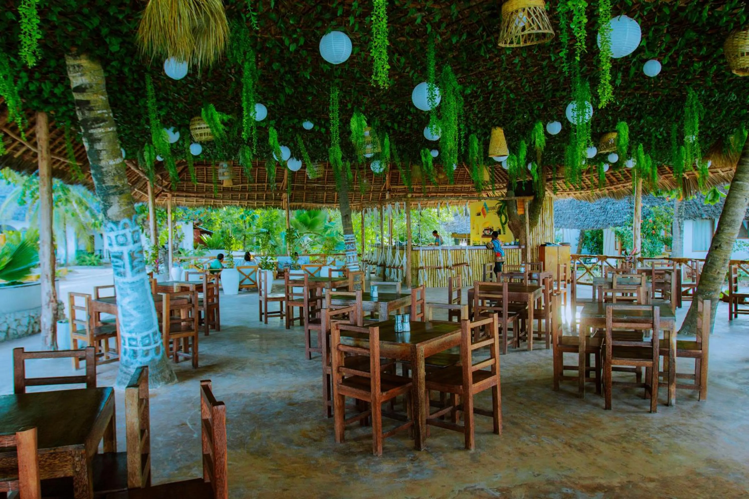Restaurant/places to eat in Mambo Ocean Resort