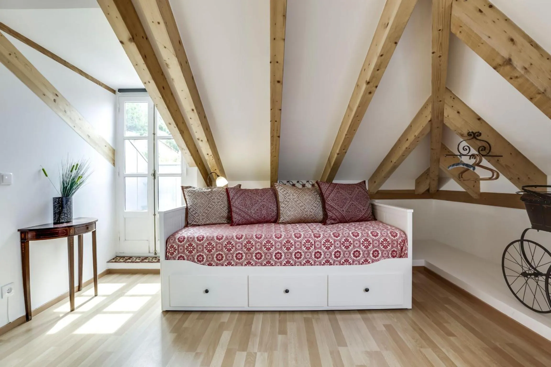 Bedroom in LUXa Charm House by LovelyStay