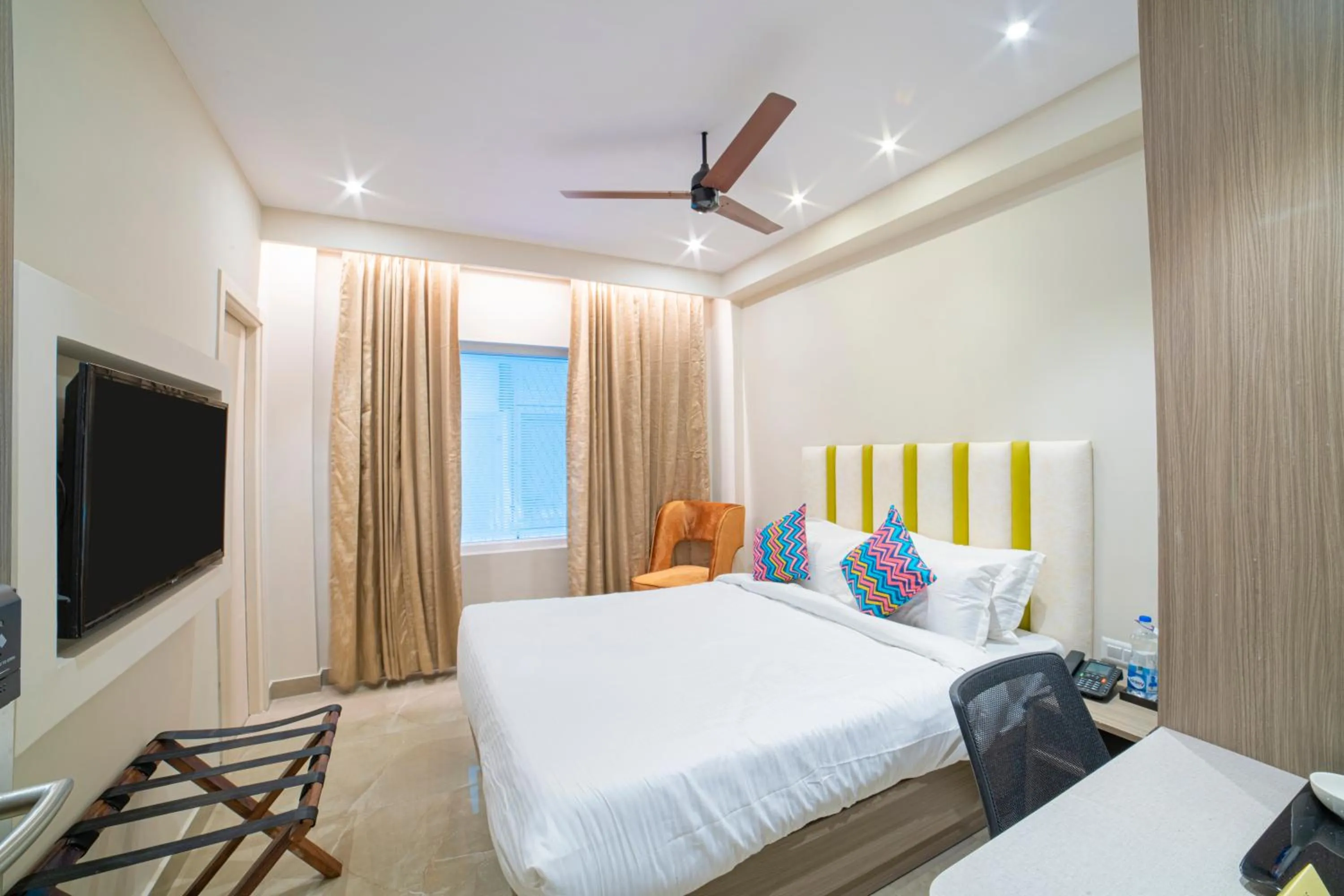 Bed in The Beacon Hotel Visakhapatnam