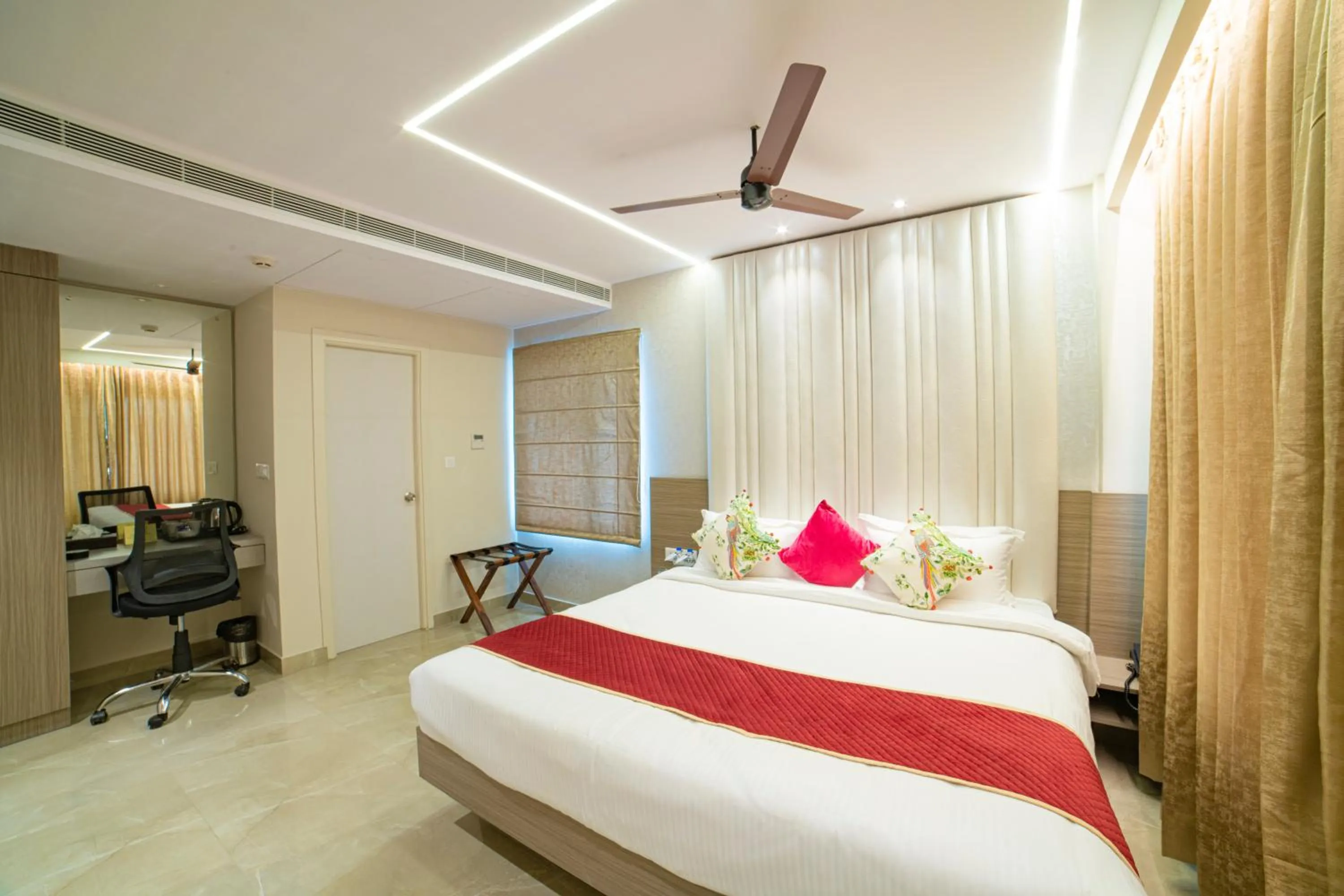 Bedroom, Bed in The Beacon Hotel Visakhapatnam