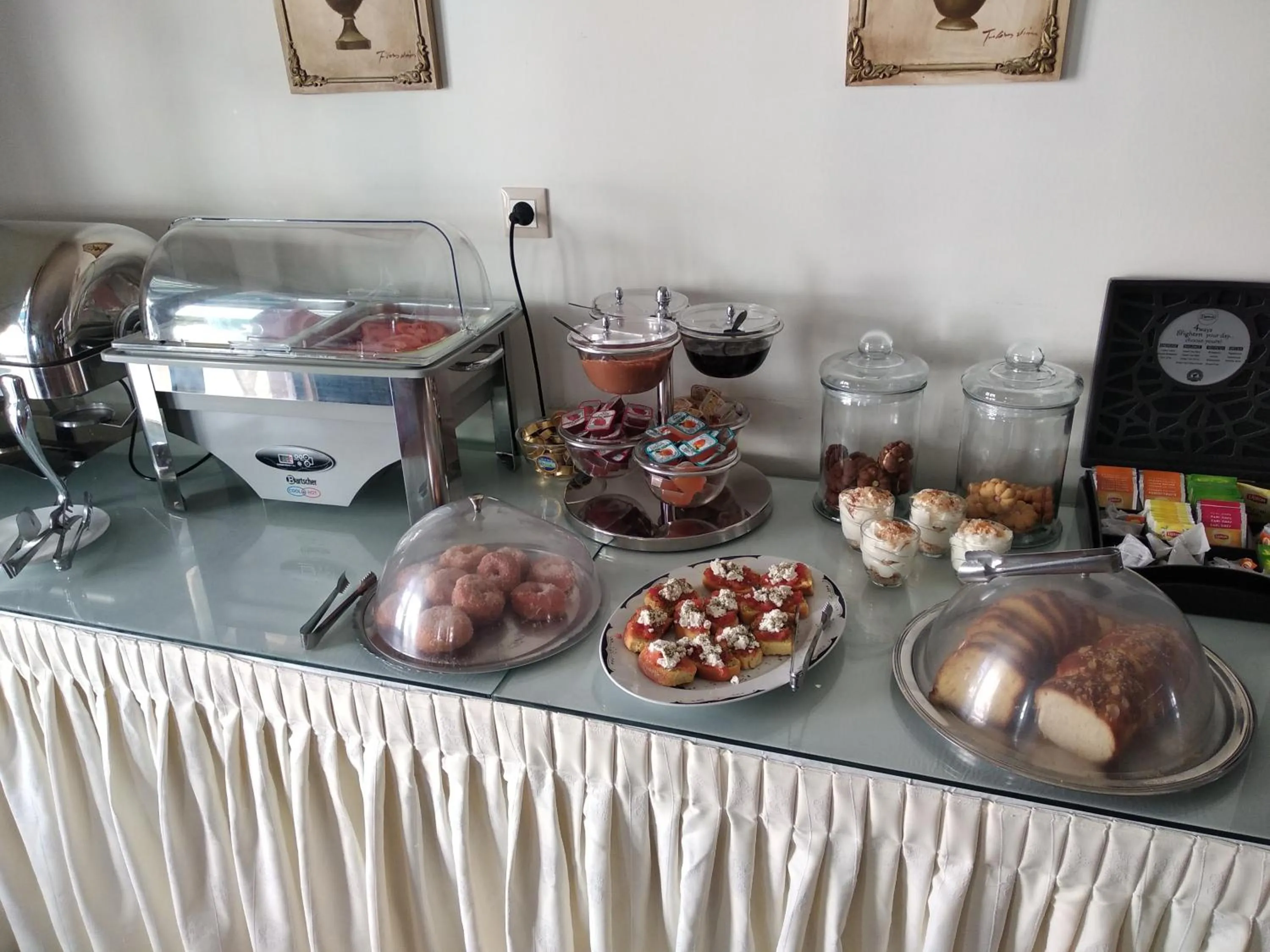 Continental breakfast in Katerina Hotel