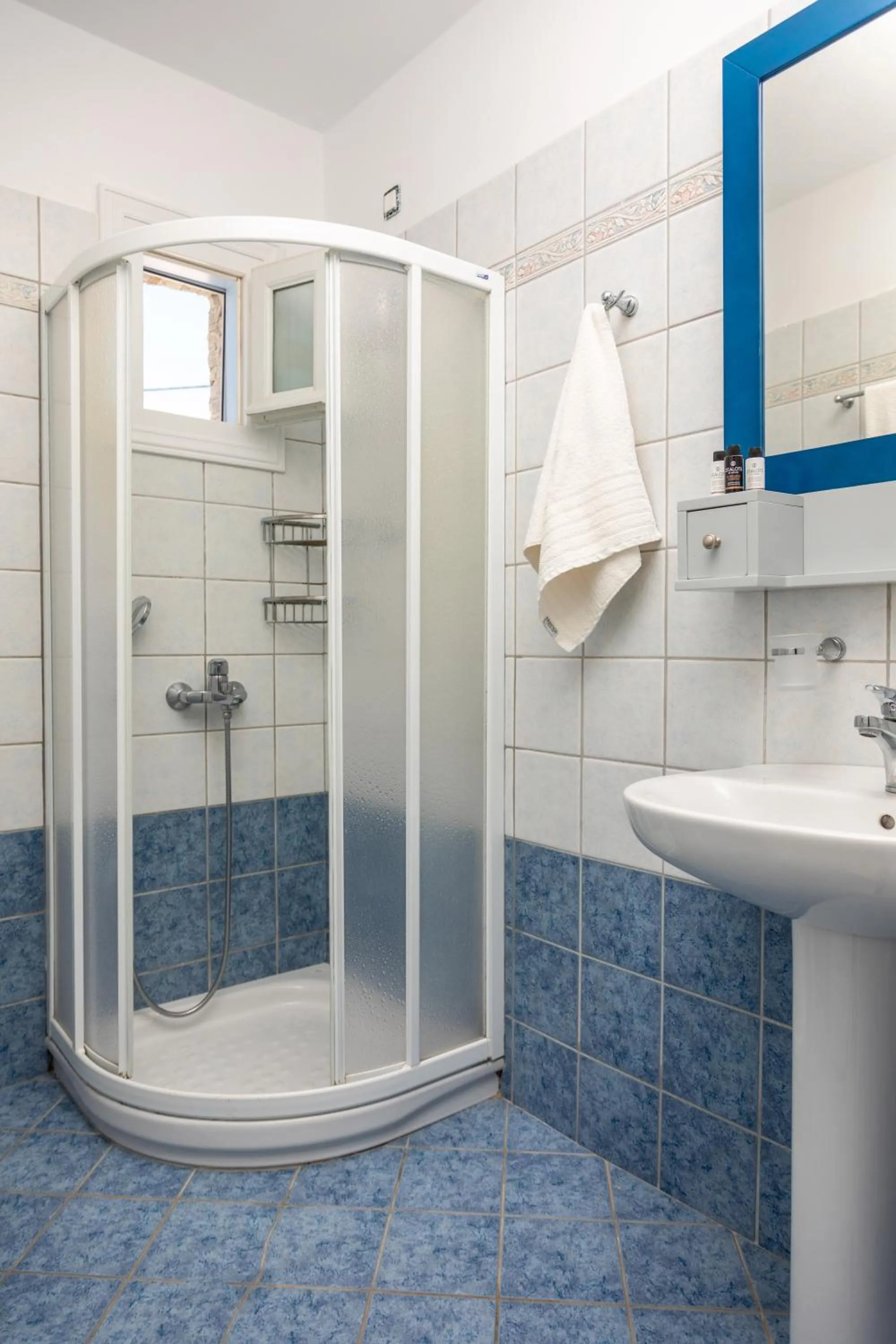 Bathroom in Katerina Hotel