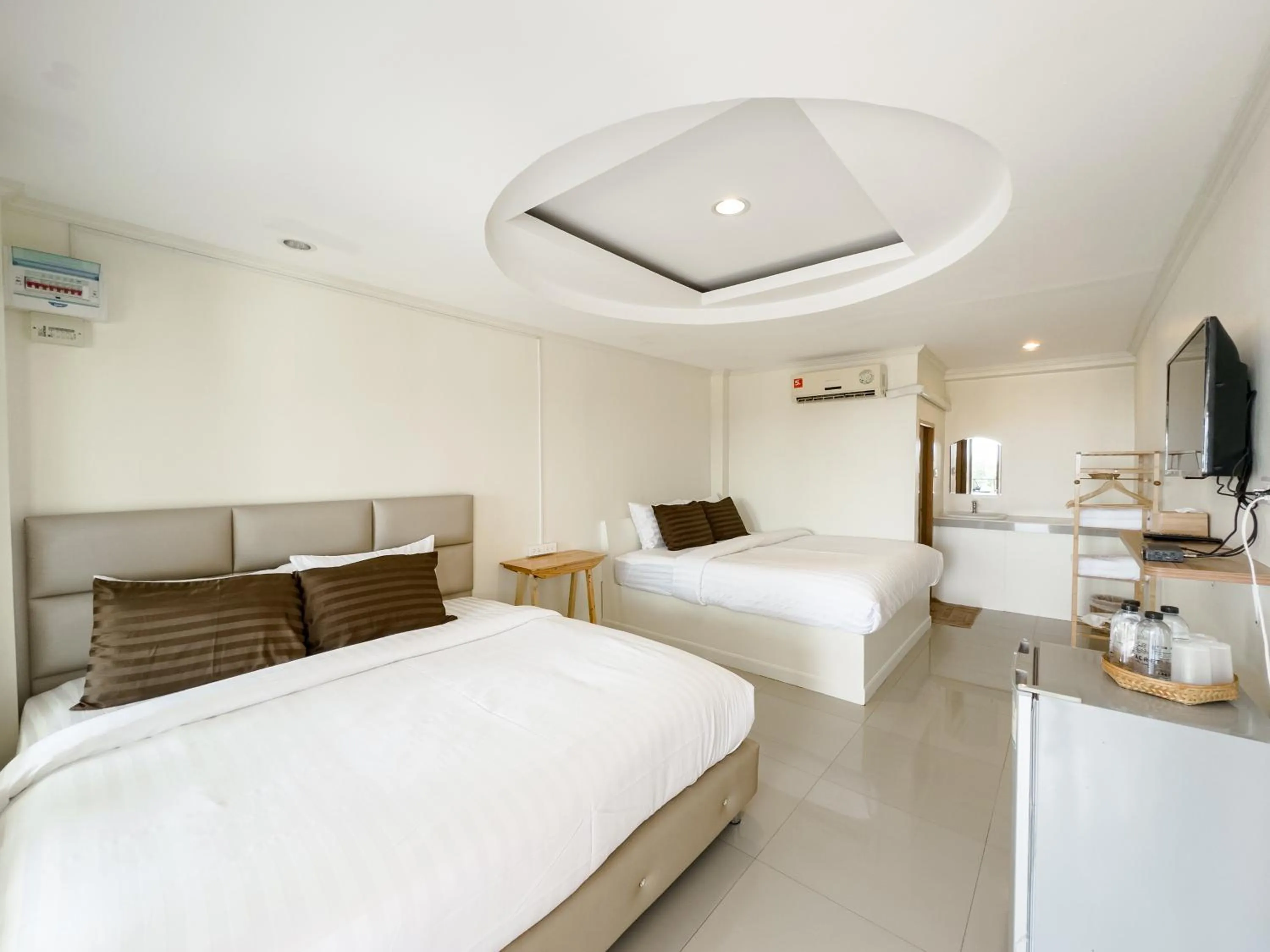 Bed in Sun and Sea KohLarn