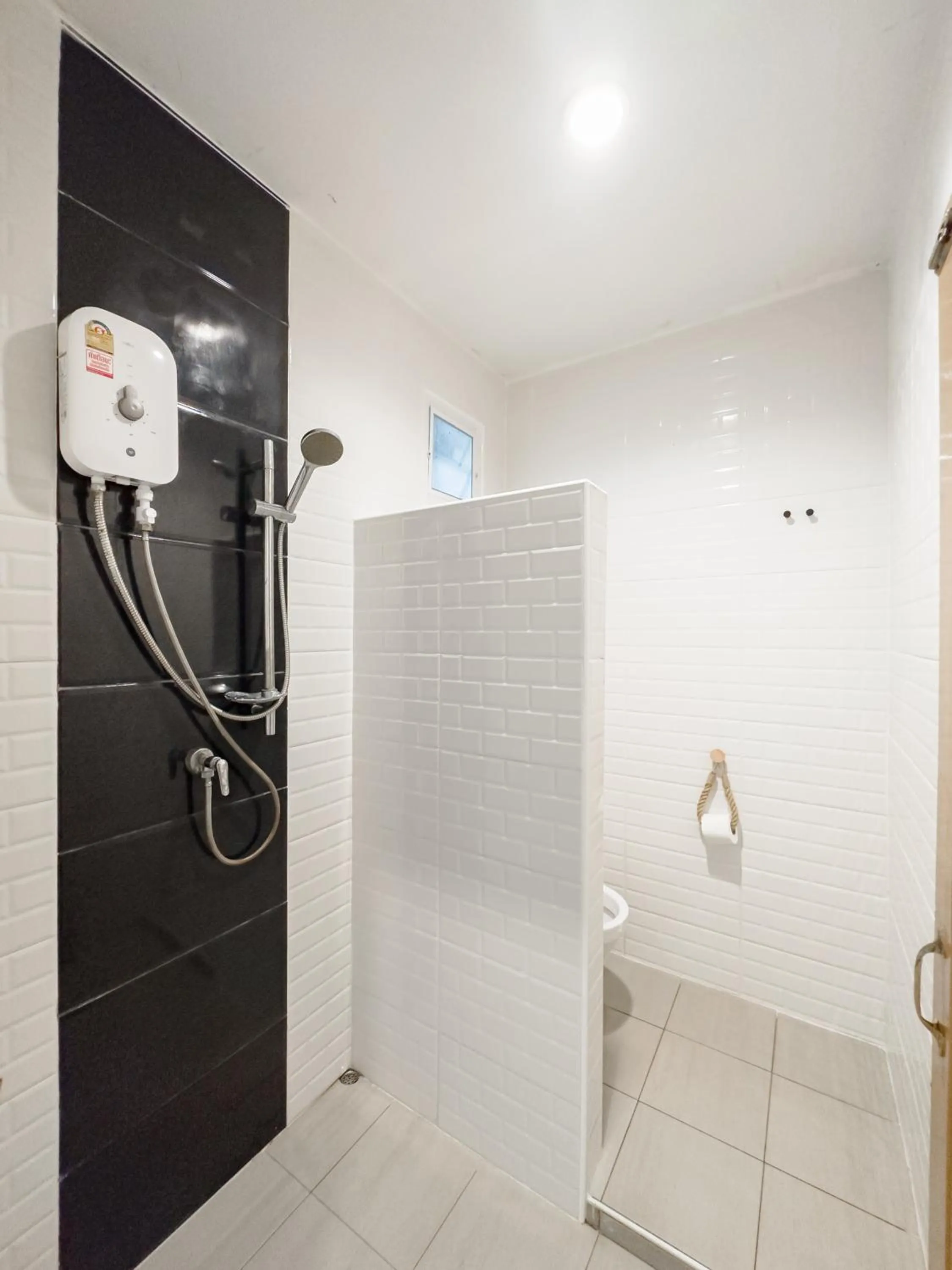 Bathroom in Sun and Sea KohLarn