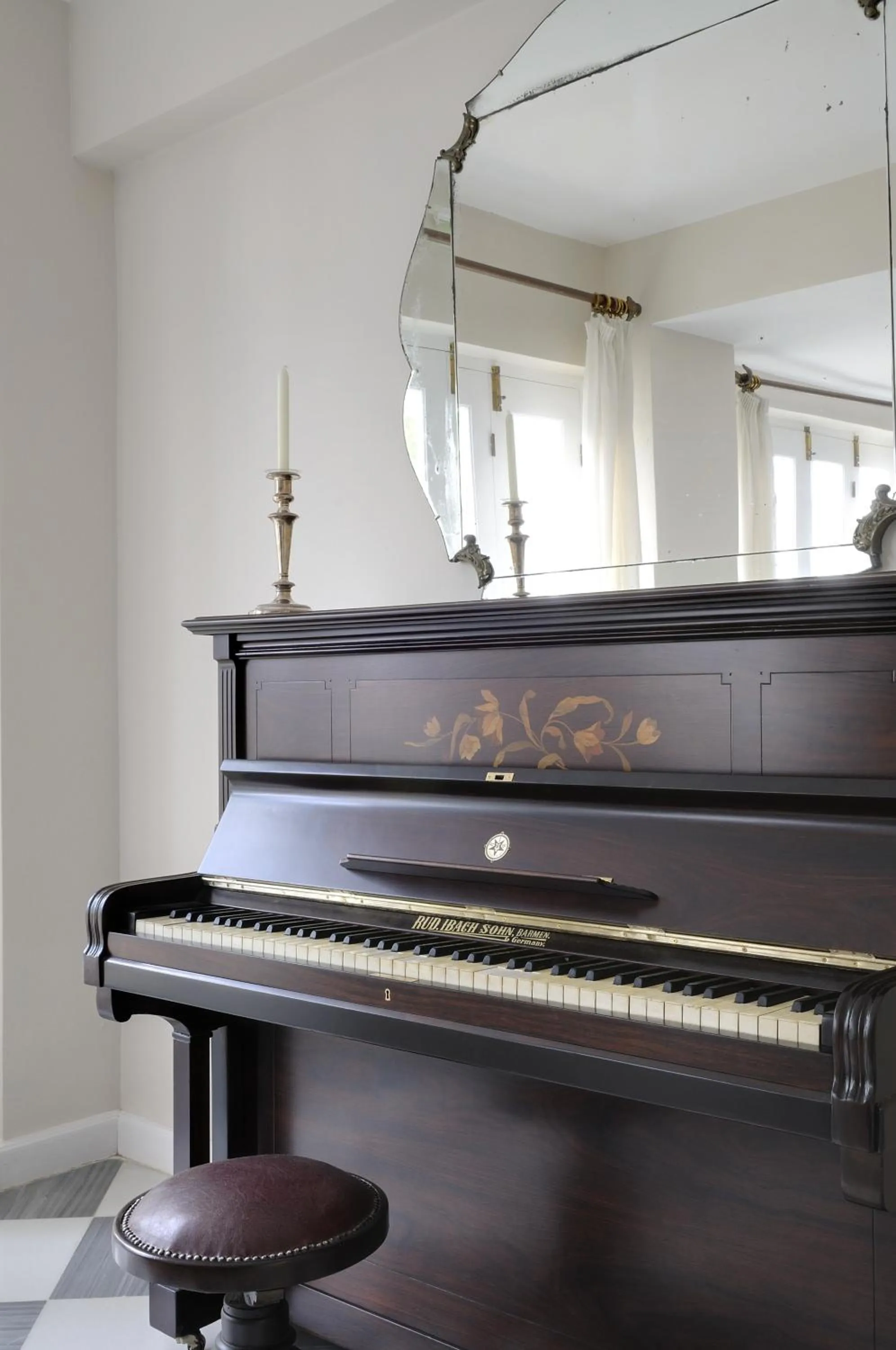 Decorative detail in Hotel Leto Hydra