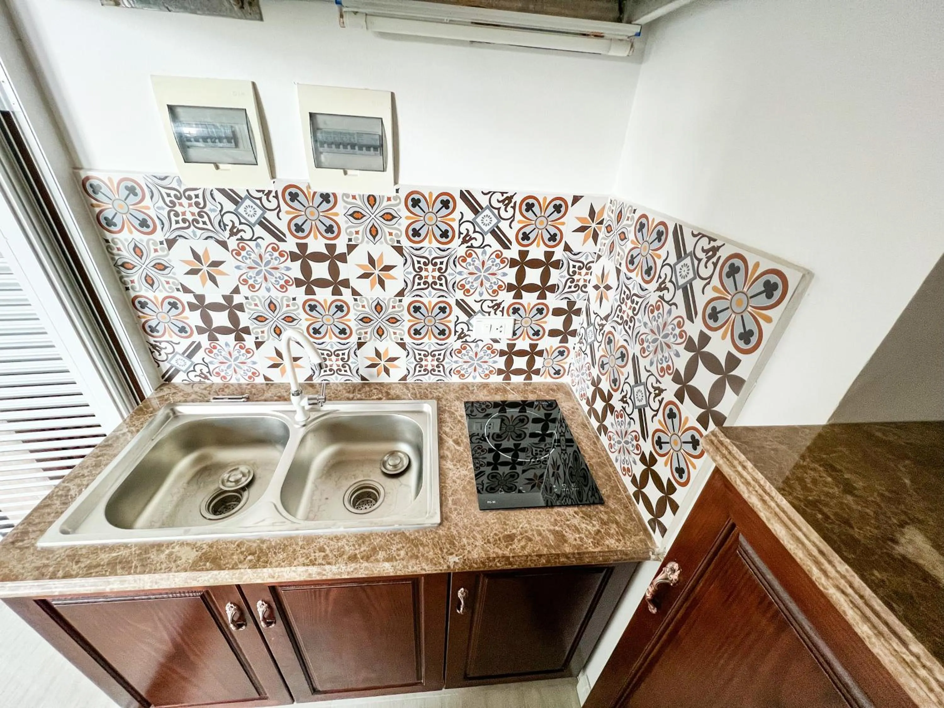 Kitchen or kitchenette in MARINA SEASIDE BOUTIQUE HOTEL PHU QUOC - Early Checkin