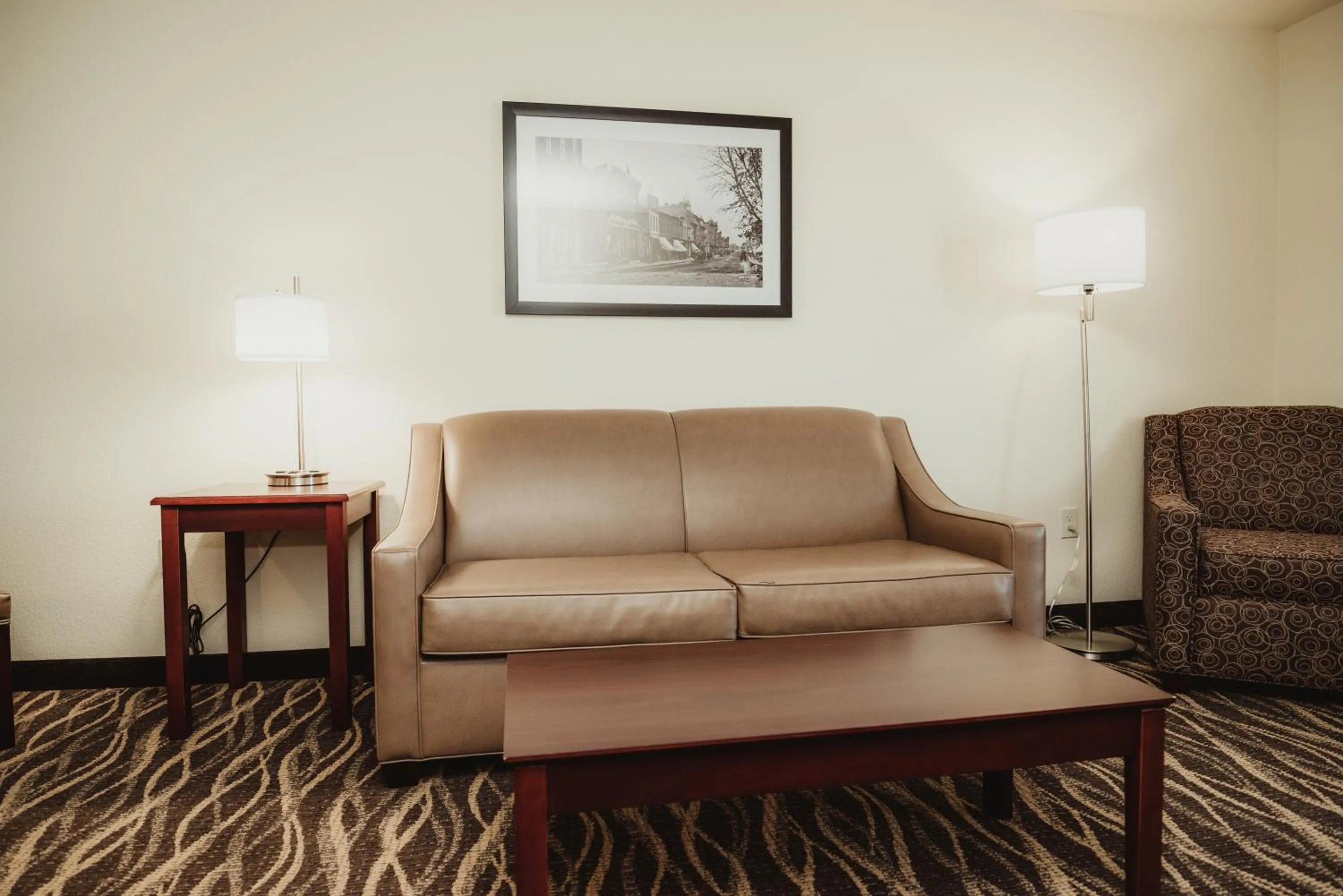 Bedroom in Cobblestone Hotel & Suites - Ottumwa