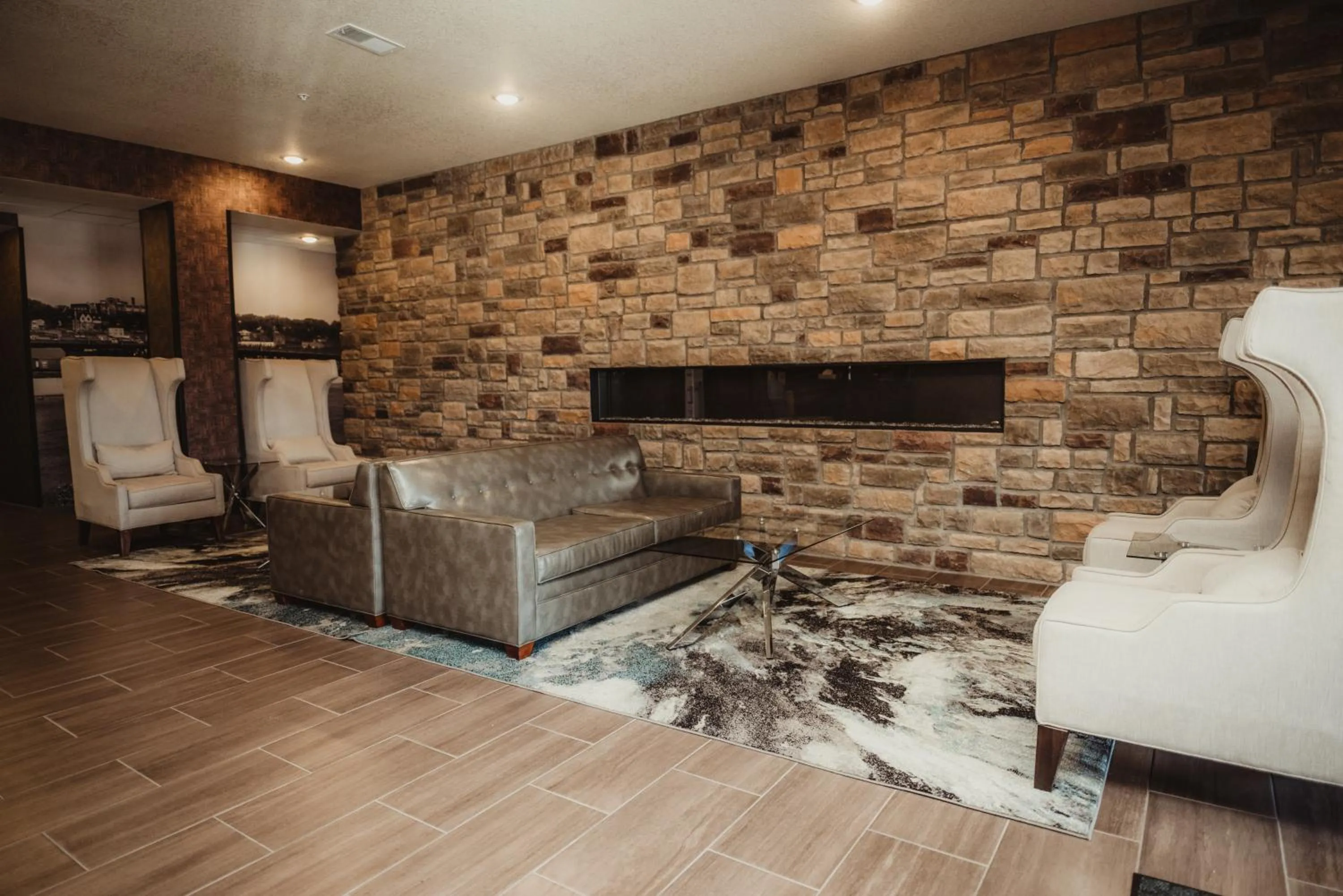 Lobby or reception in Cobblestone Hotel & Suites - Ottumwa