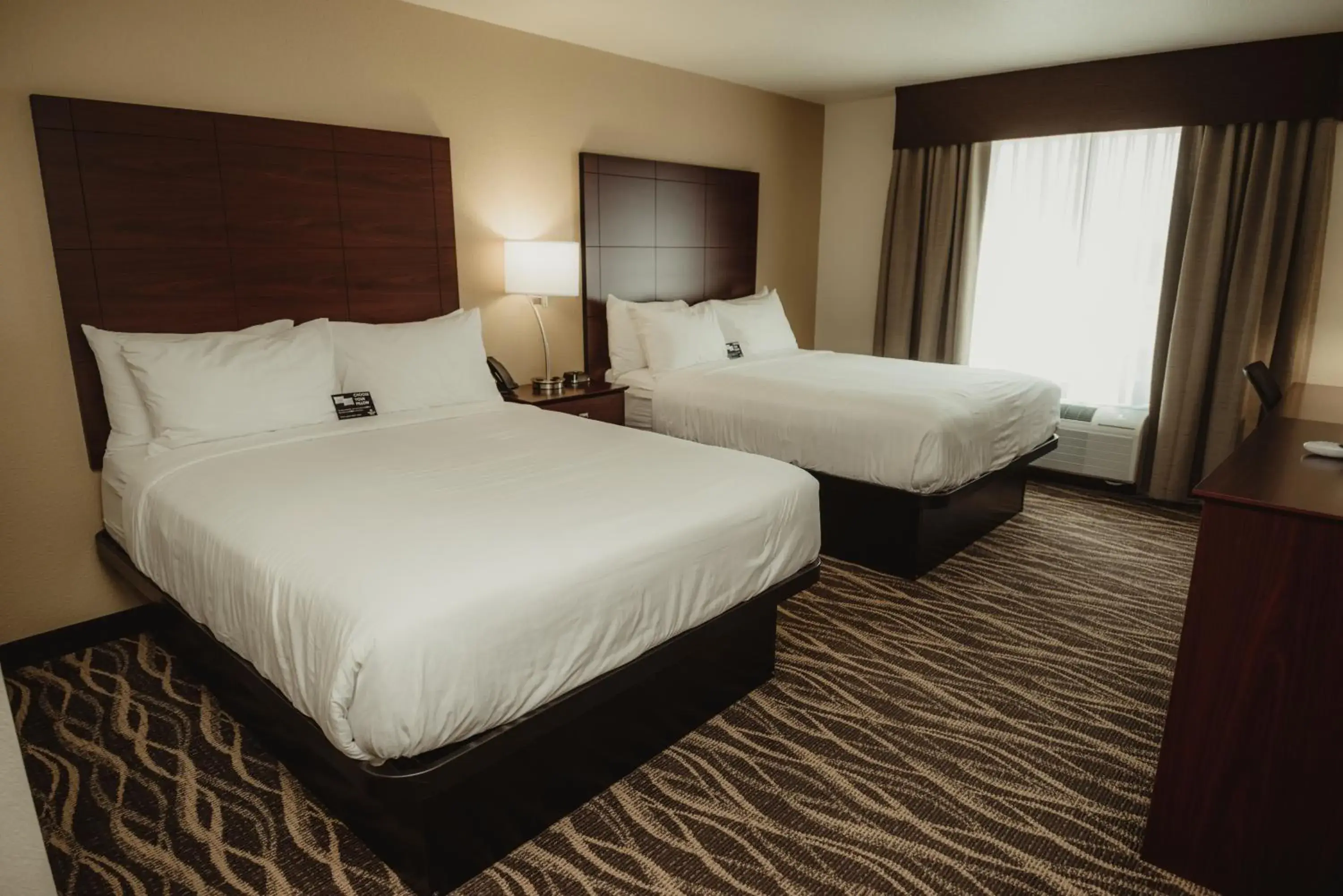 Queen Room with Two Queen Beds - Non-Smoking in Cobblestone Hotel & Suites - Ottumwa Queen Room with Two Queen Beds - Non-Smoking in Cobblestone Hotel & Suites - Ottumwa