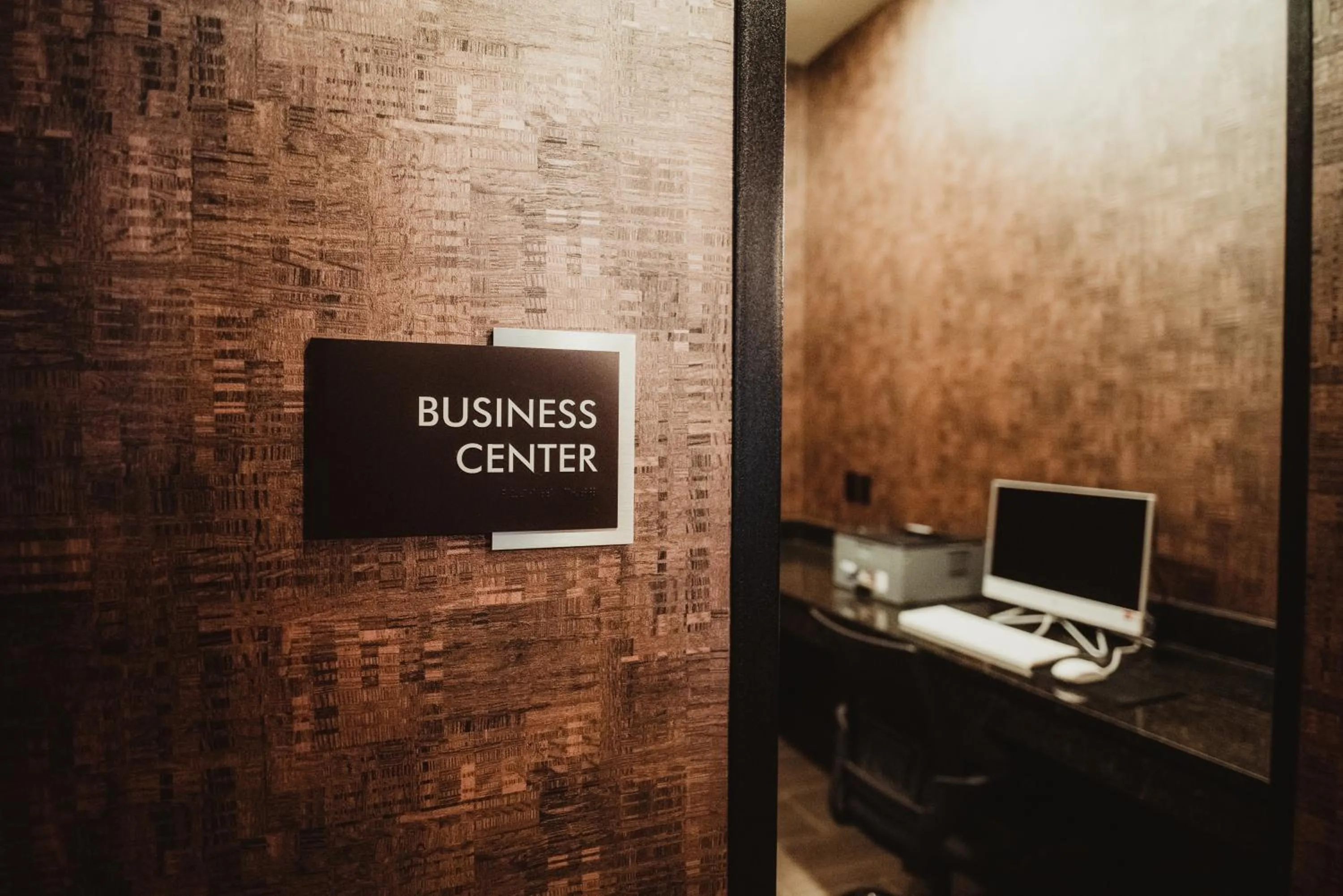 Business facilities in Cobblestone Hotel & Suites - Ottumwa