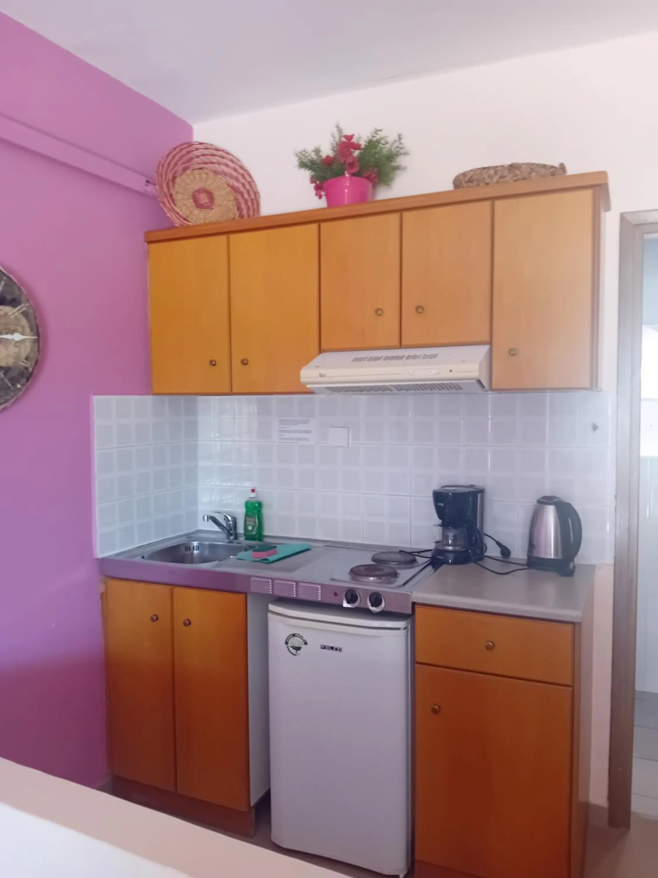 Kitchen or kitchenette in Heliotopos Apartments
