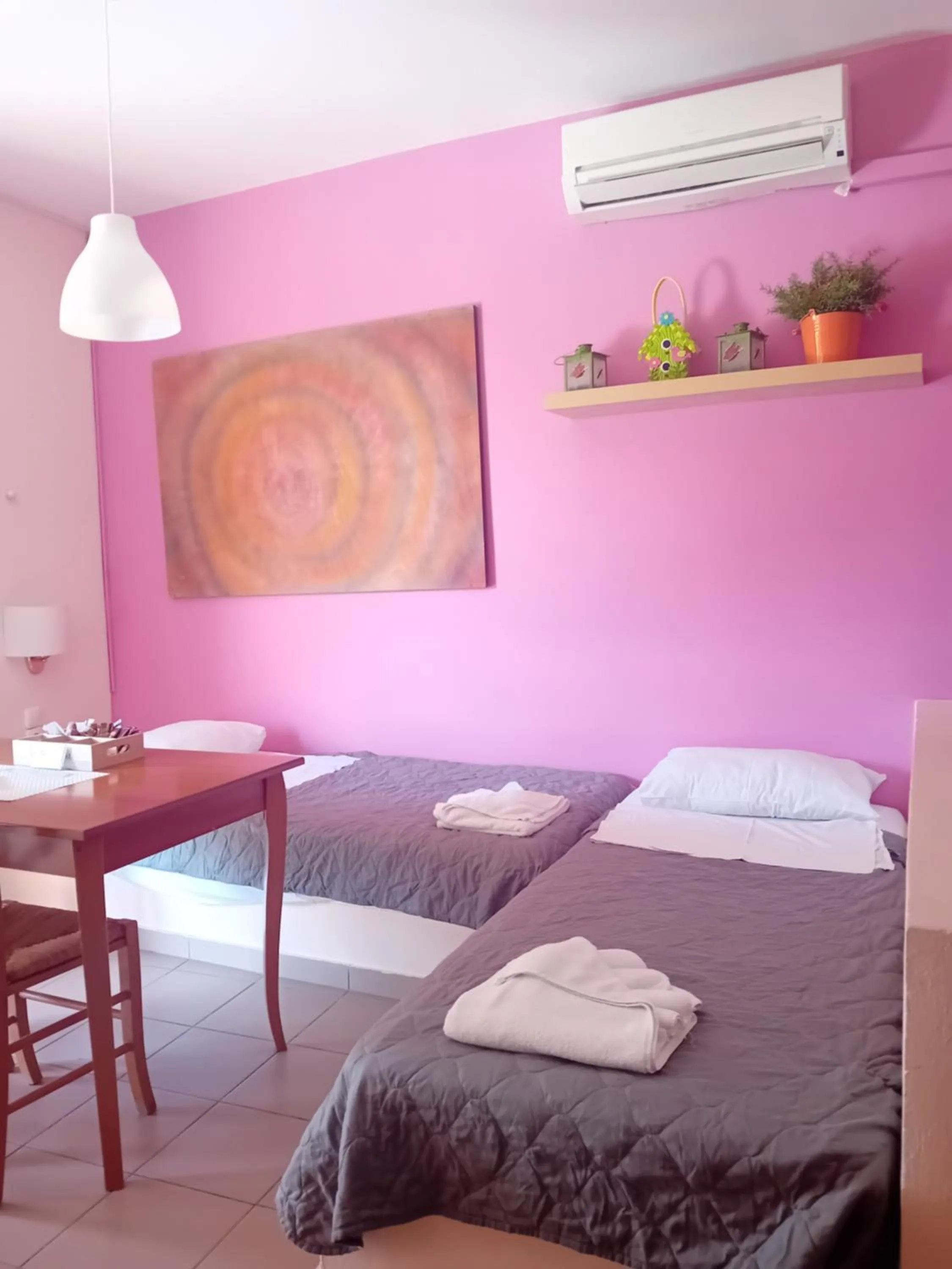 Photo of the whole room, Bed in Heliotopos Apartments