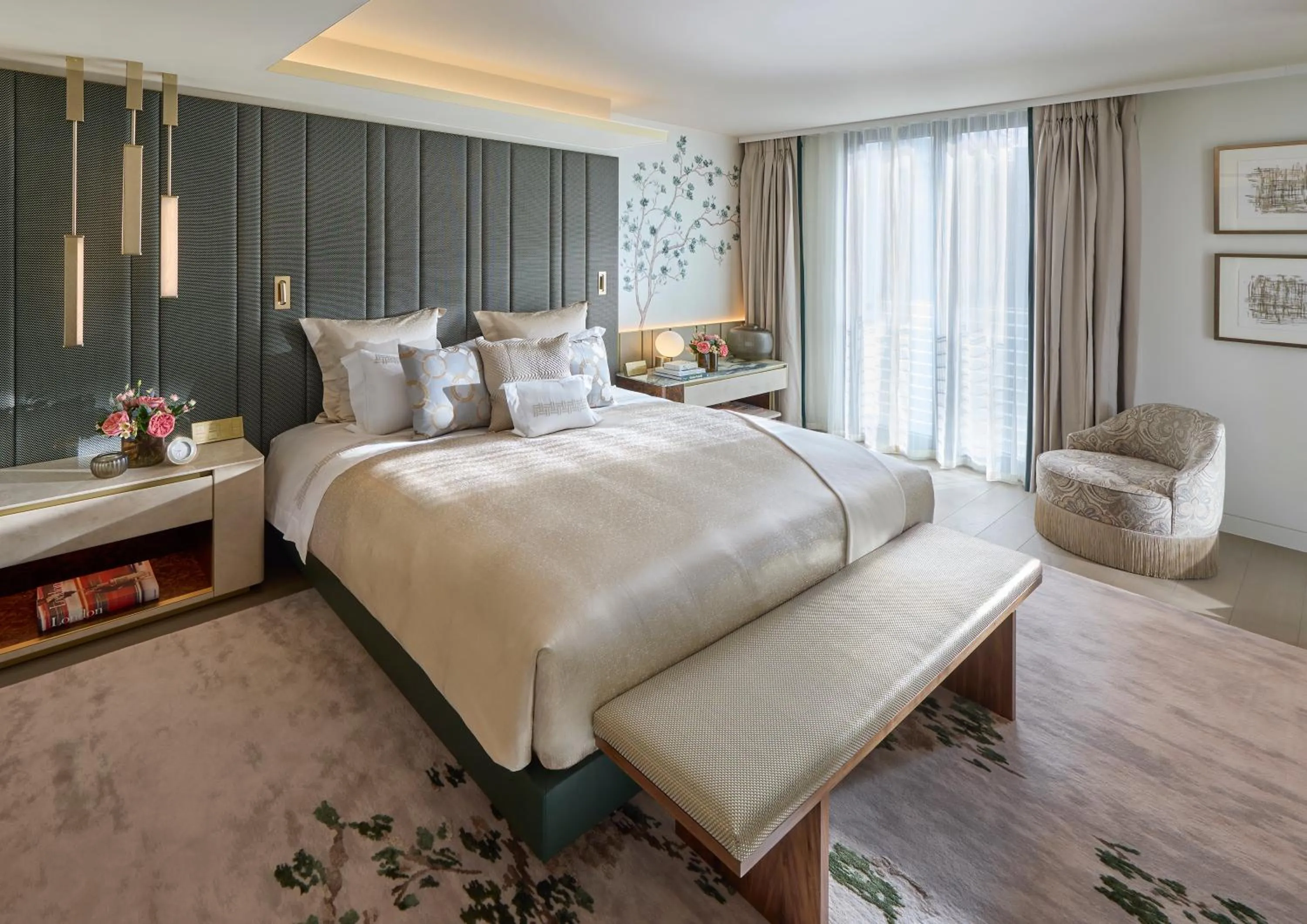 Bedroom, Bed in Mandarin Oriental Mayfair, London