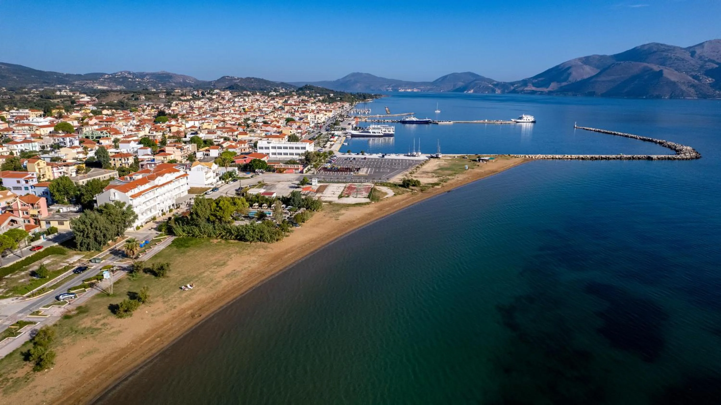 Property building in Hotel Summery