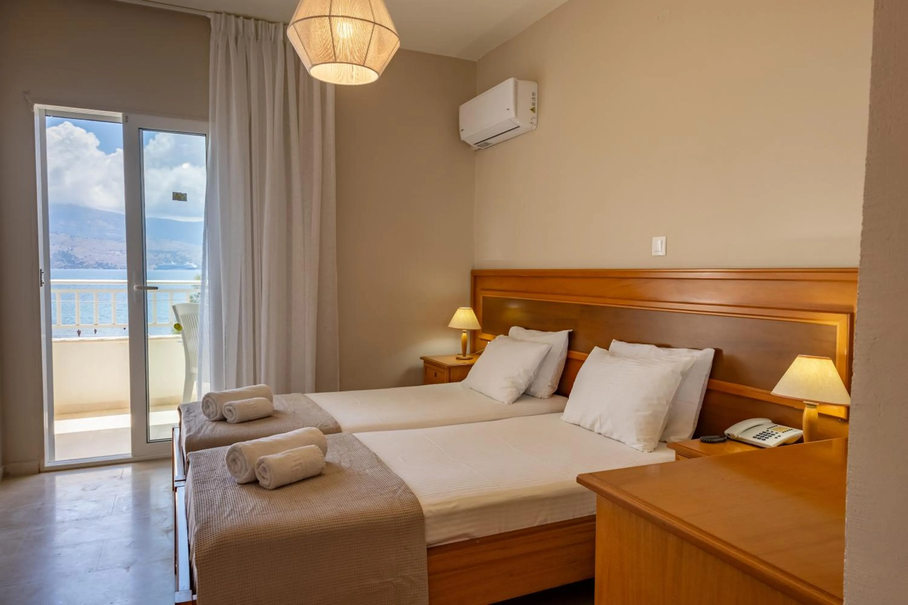 Bed in Hotel Summery