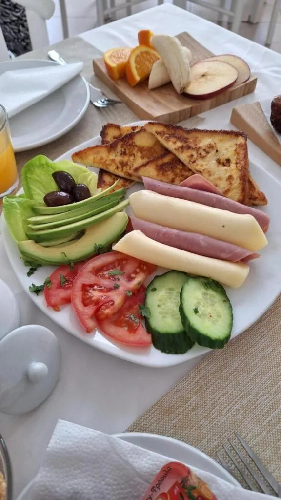 Breakfast in Hotel Summery