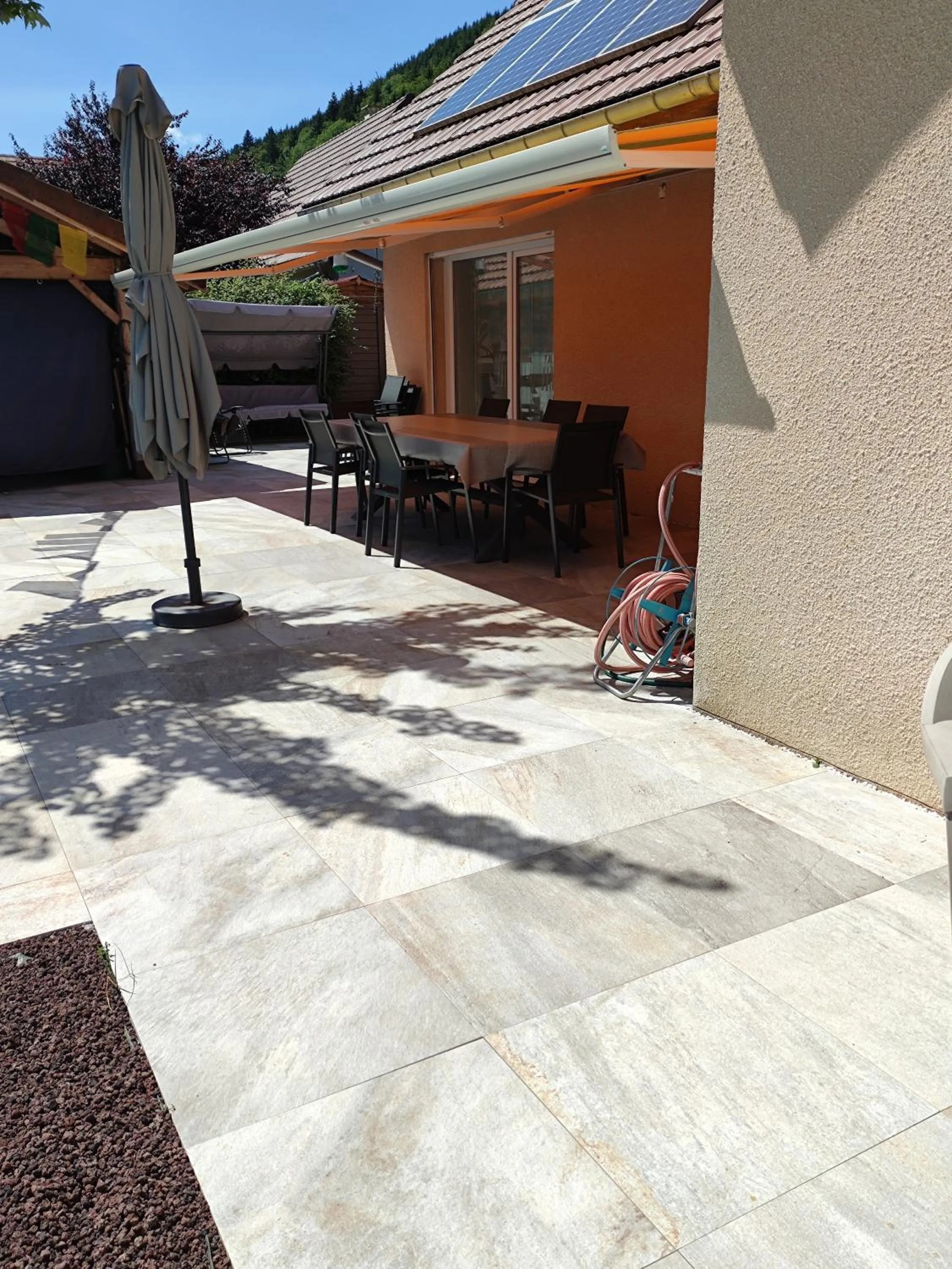 Patio in Chambres d'hôtes Au Doubs Murmure