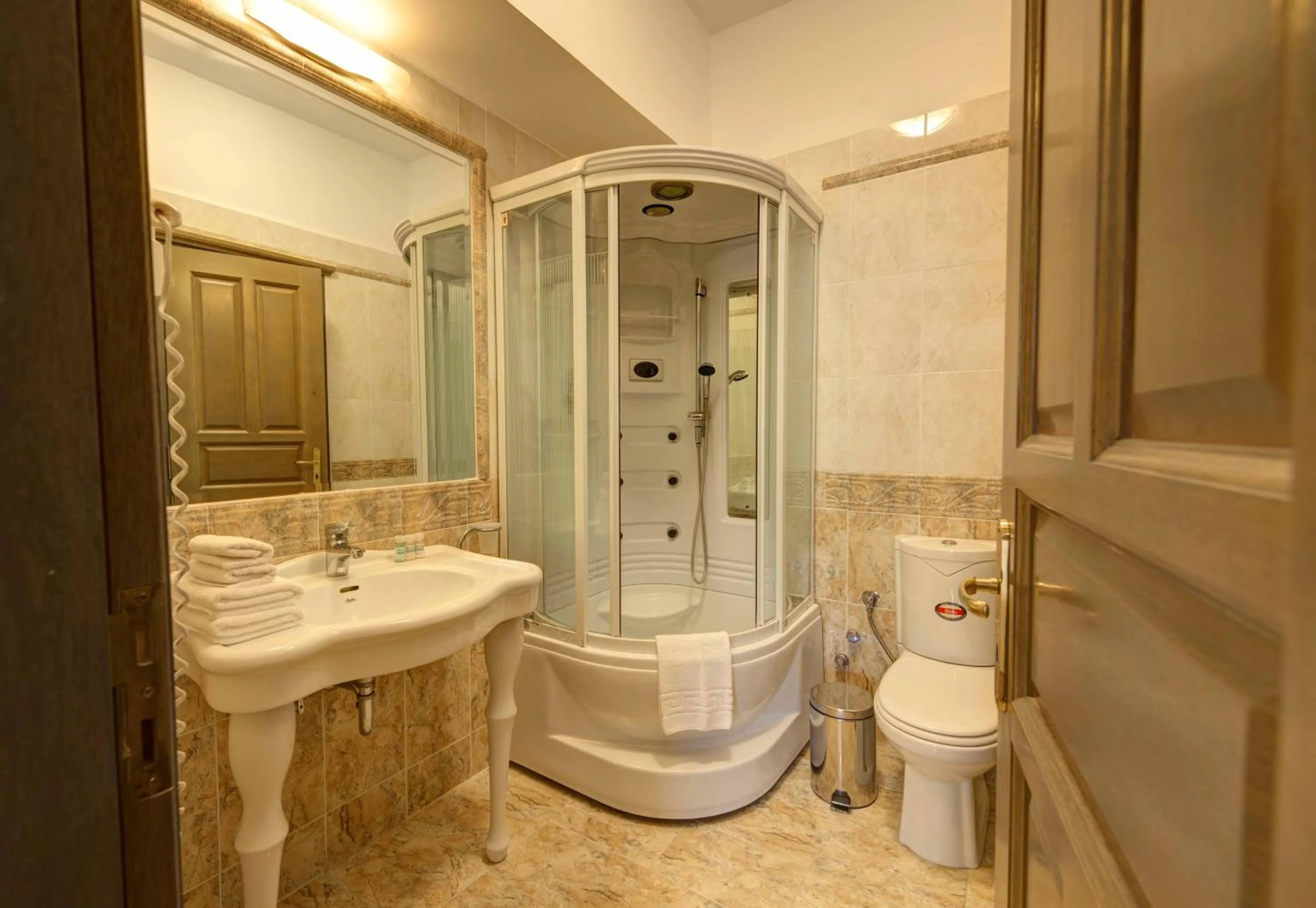 Shower in Palmariva Beach Hotel