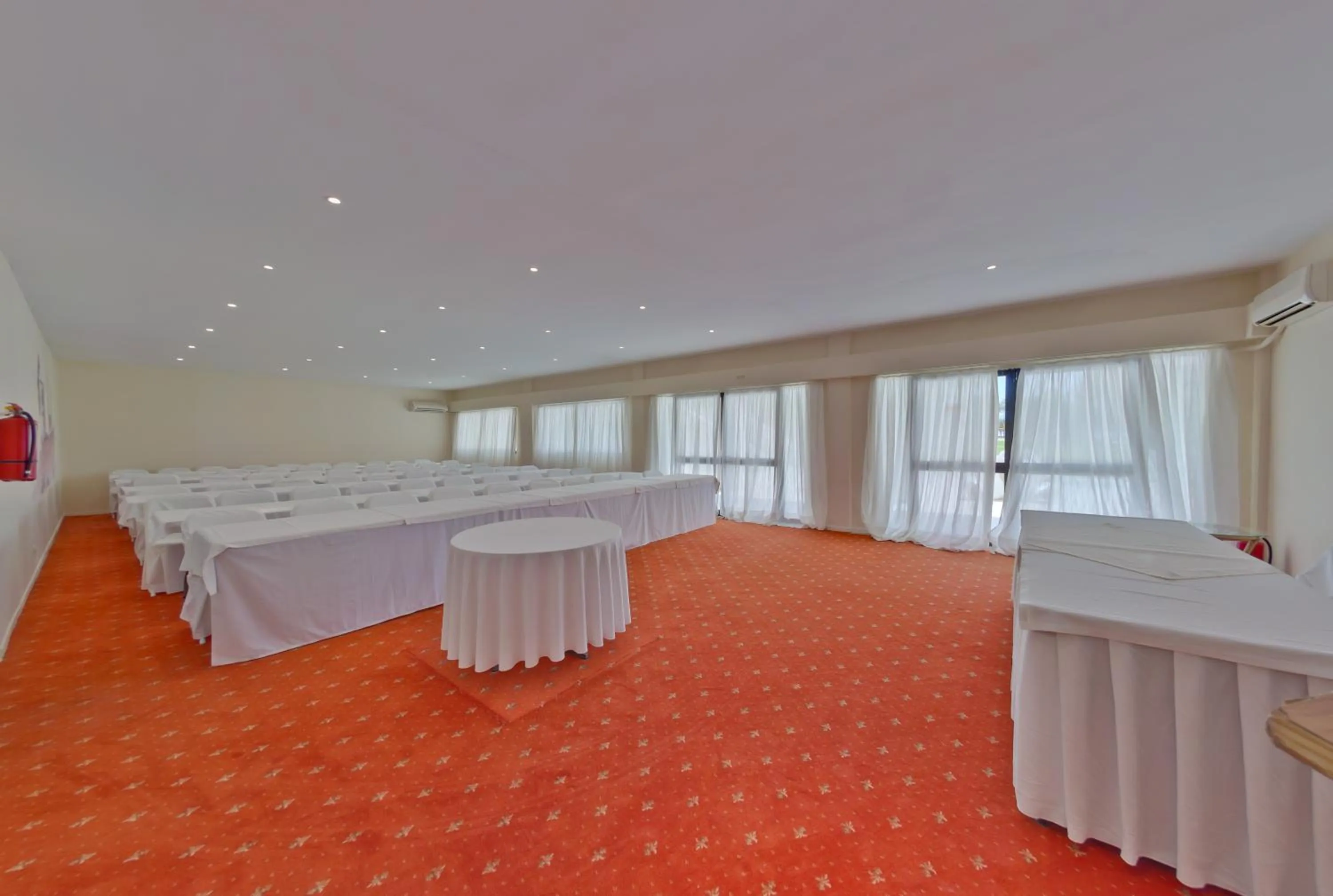 Business facilities in Palmariva Beach Hotel