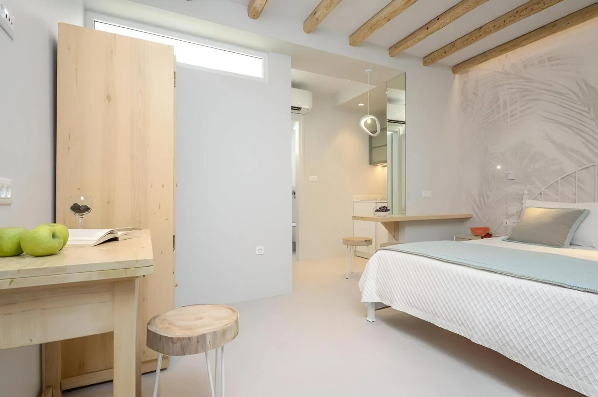 Bed in Antony Suites (Adults Only)