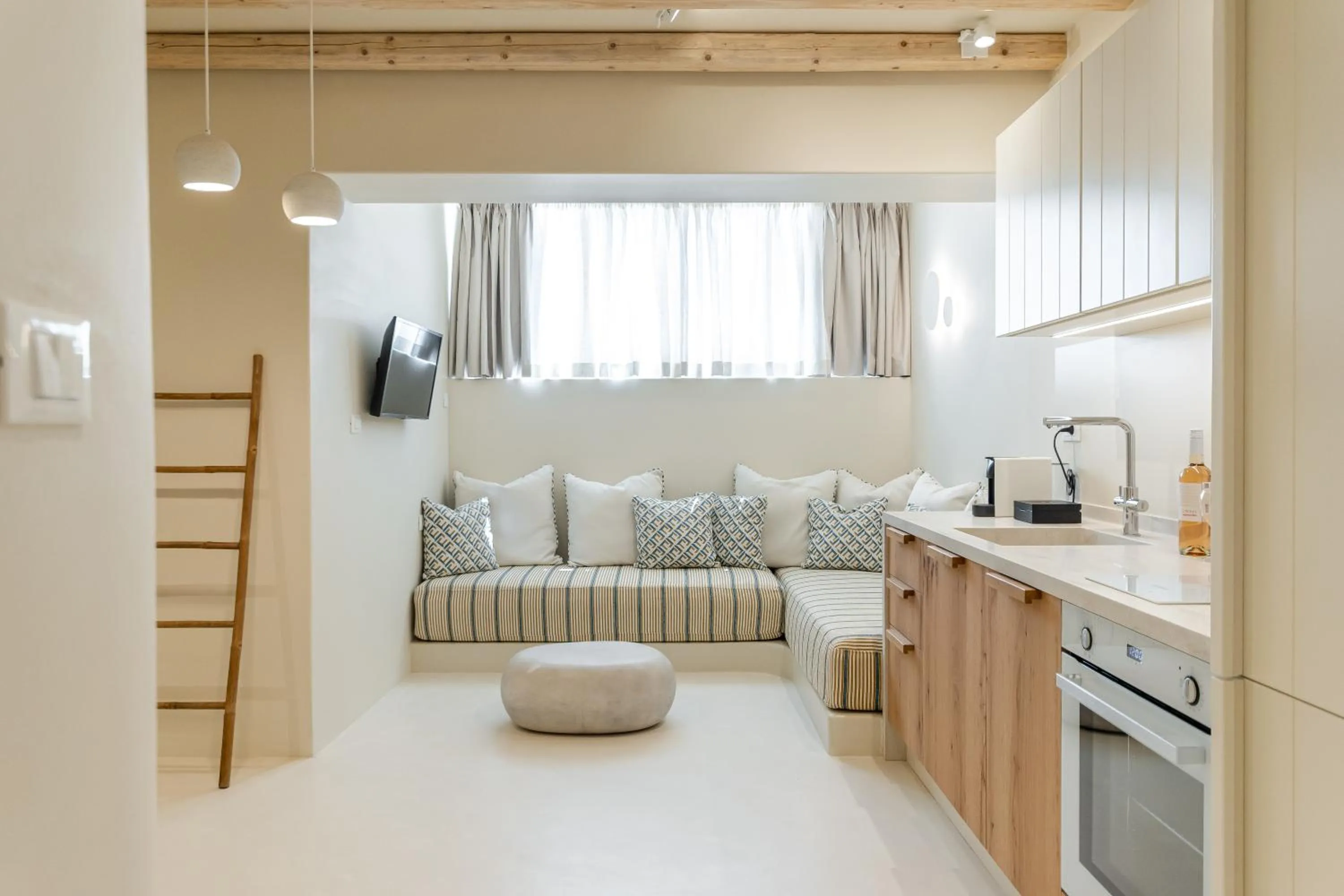 Living room in Antony Suites (Adults Only)