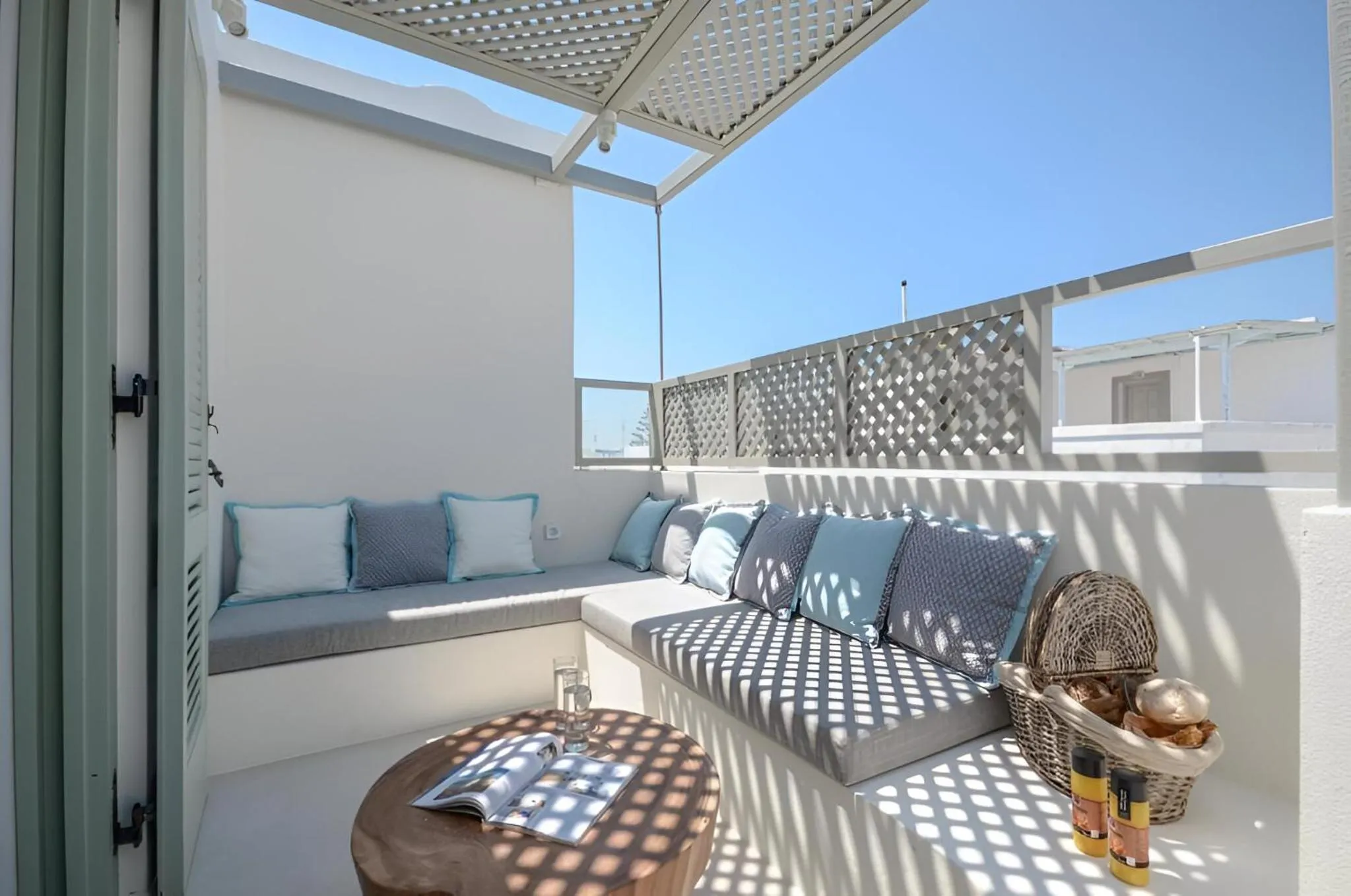 Property building in Antony Suites (Adults Only)