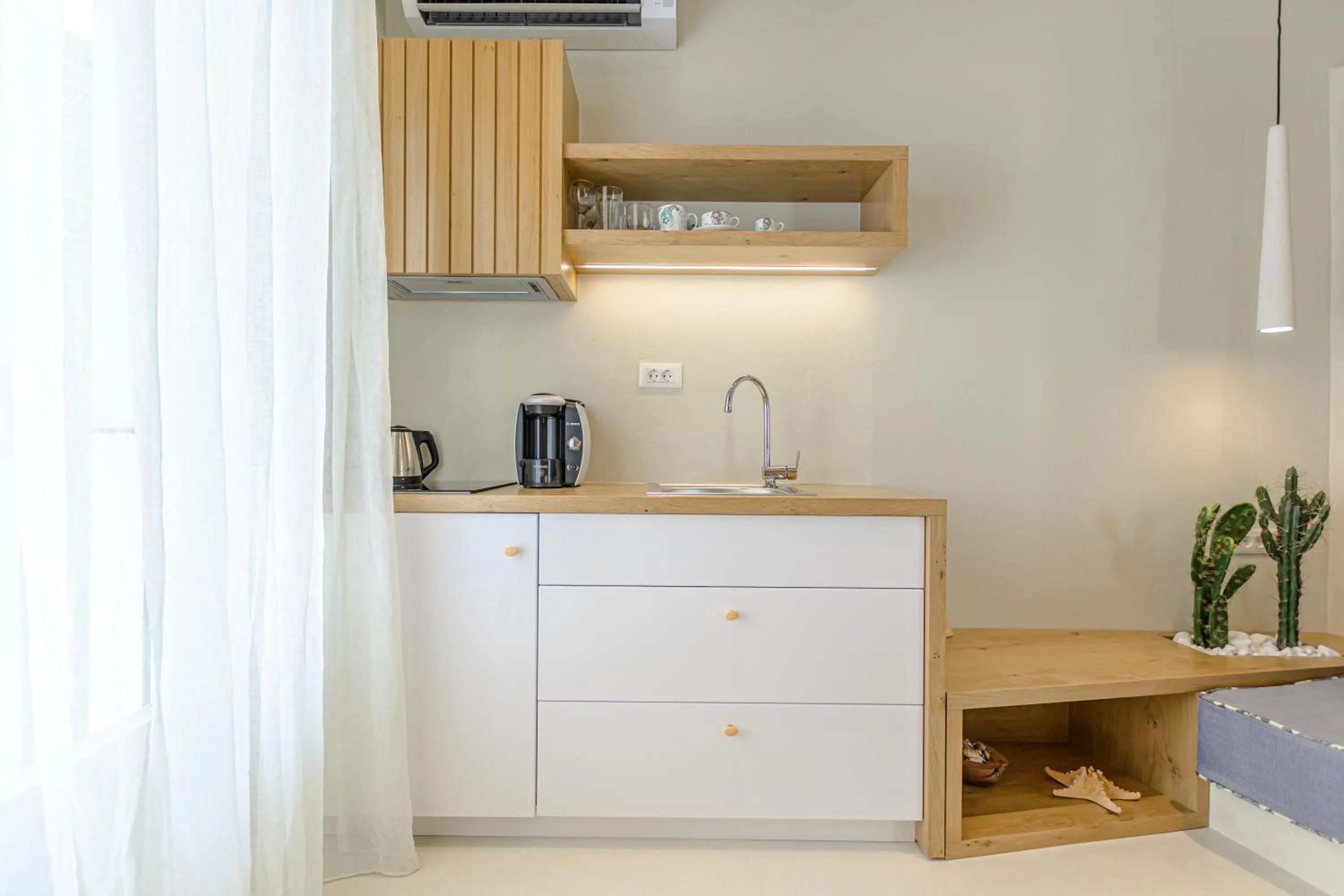 Kitchen or kitchenette in Antony Suites (Adults Only)