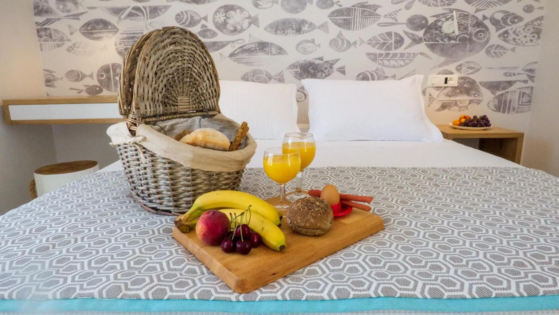 Breakfast, Bed in Antony Suites (Adults Only)