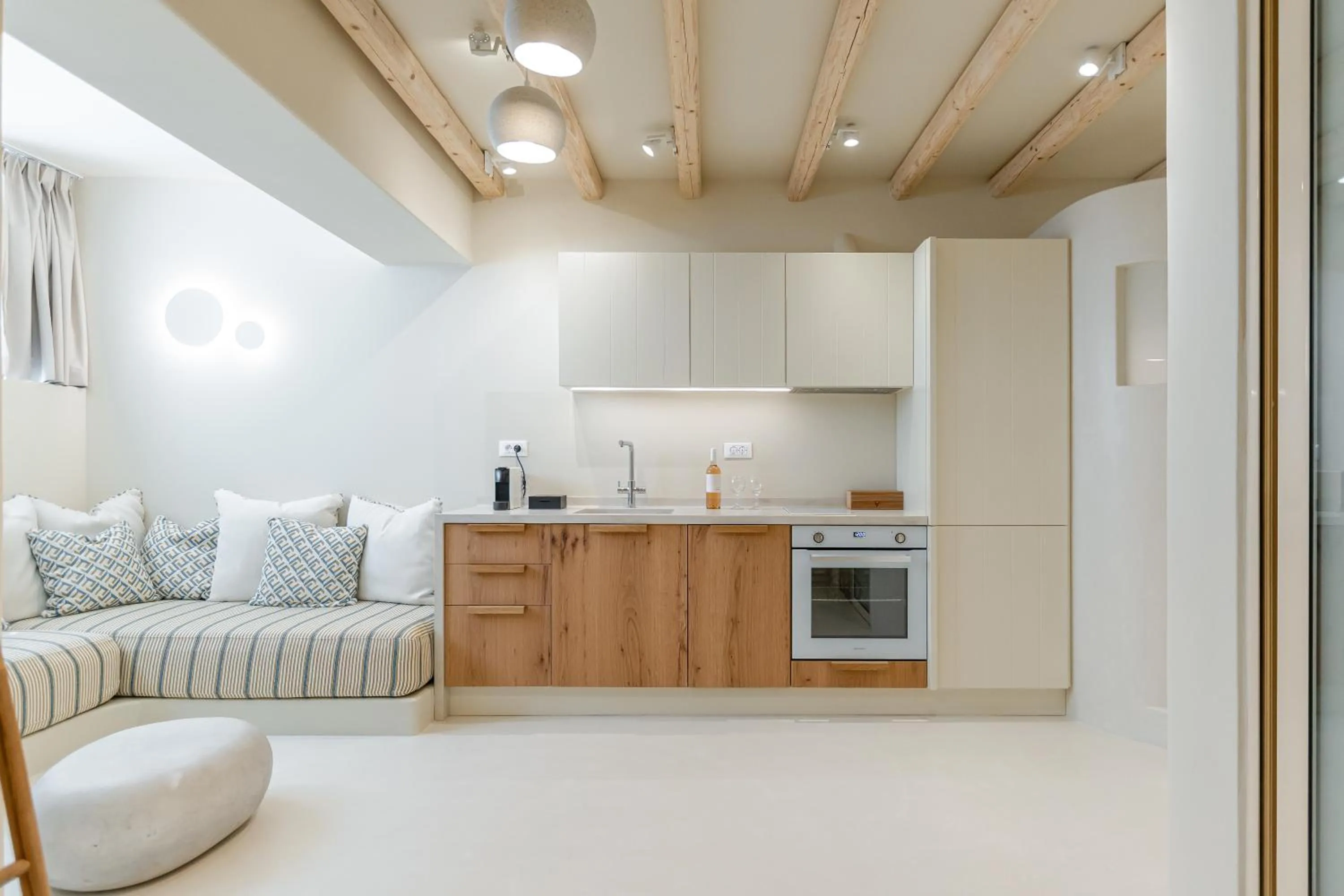 Coffee/tea facilities in Antony Suites (Adults Only)