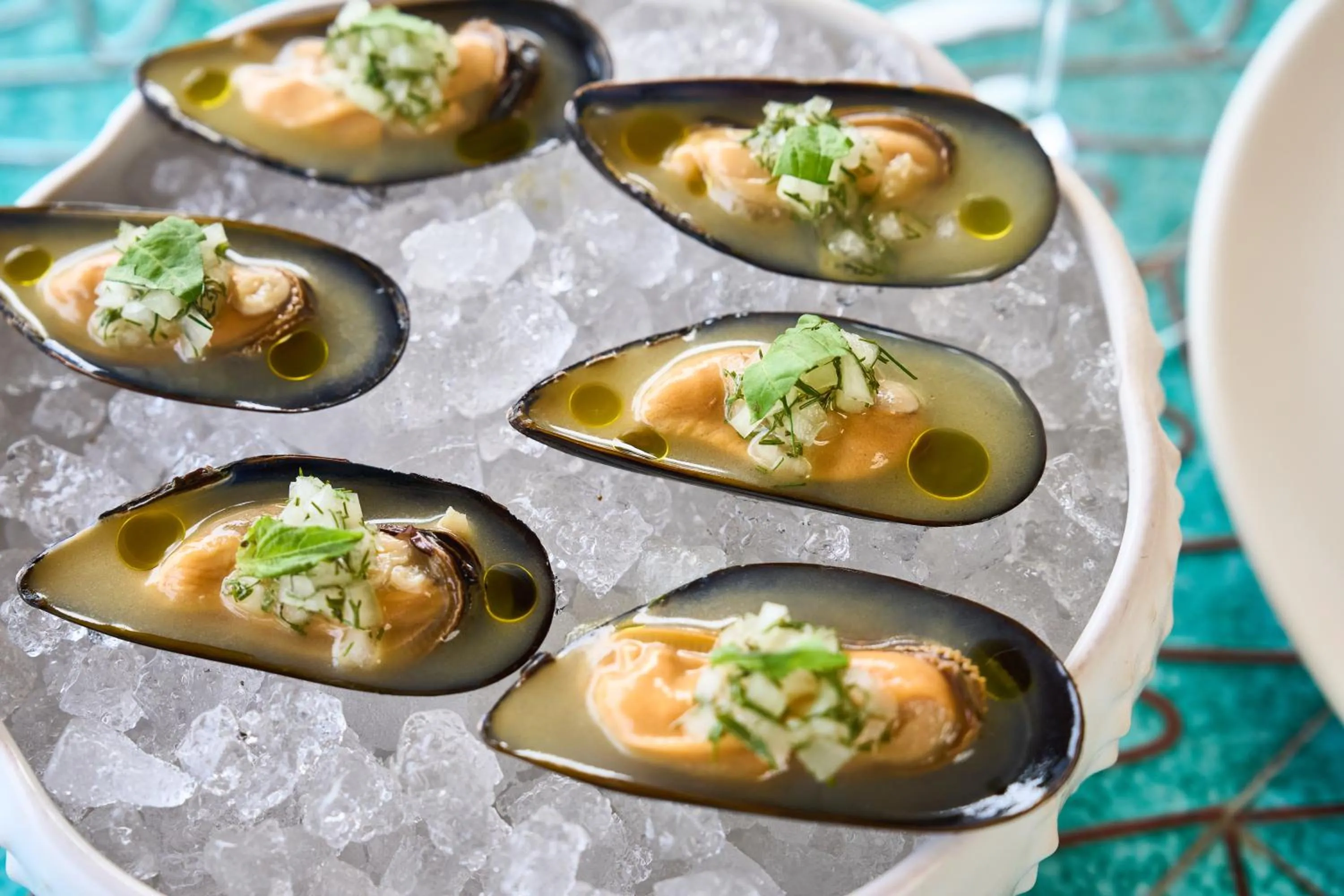 Restaurant/places to eat in Silver Sands Motel & Beach Bungalows