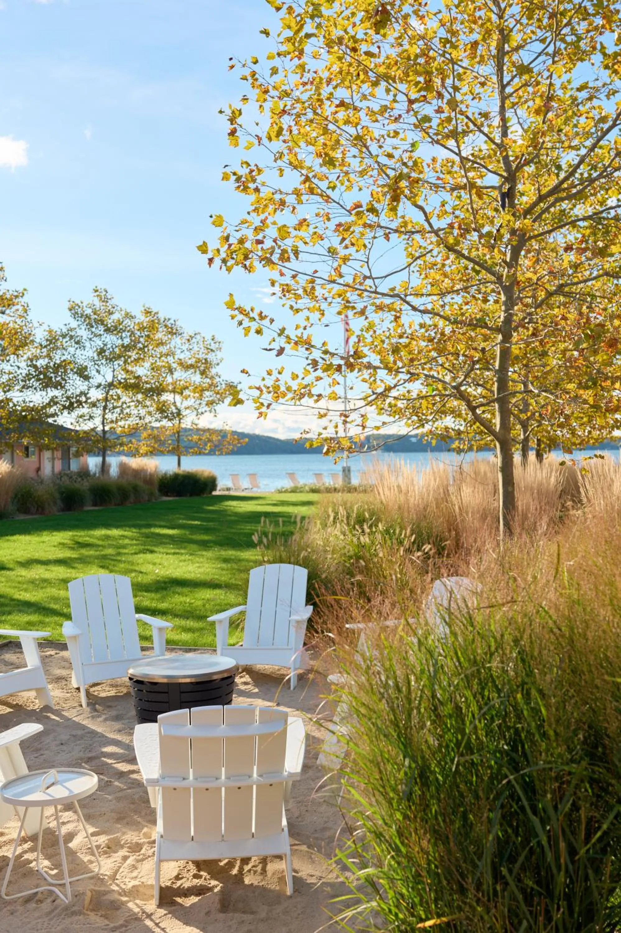 Day in Silver Sands Motel & Beach Bungalows