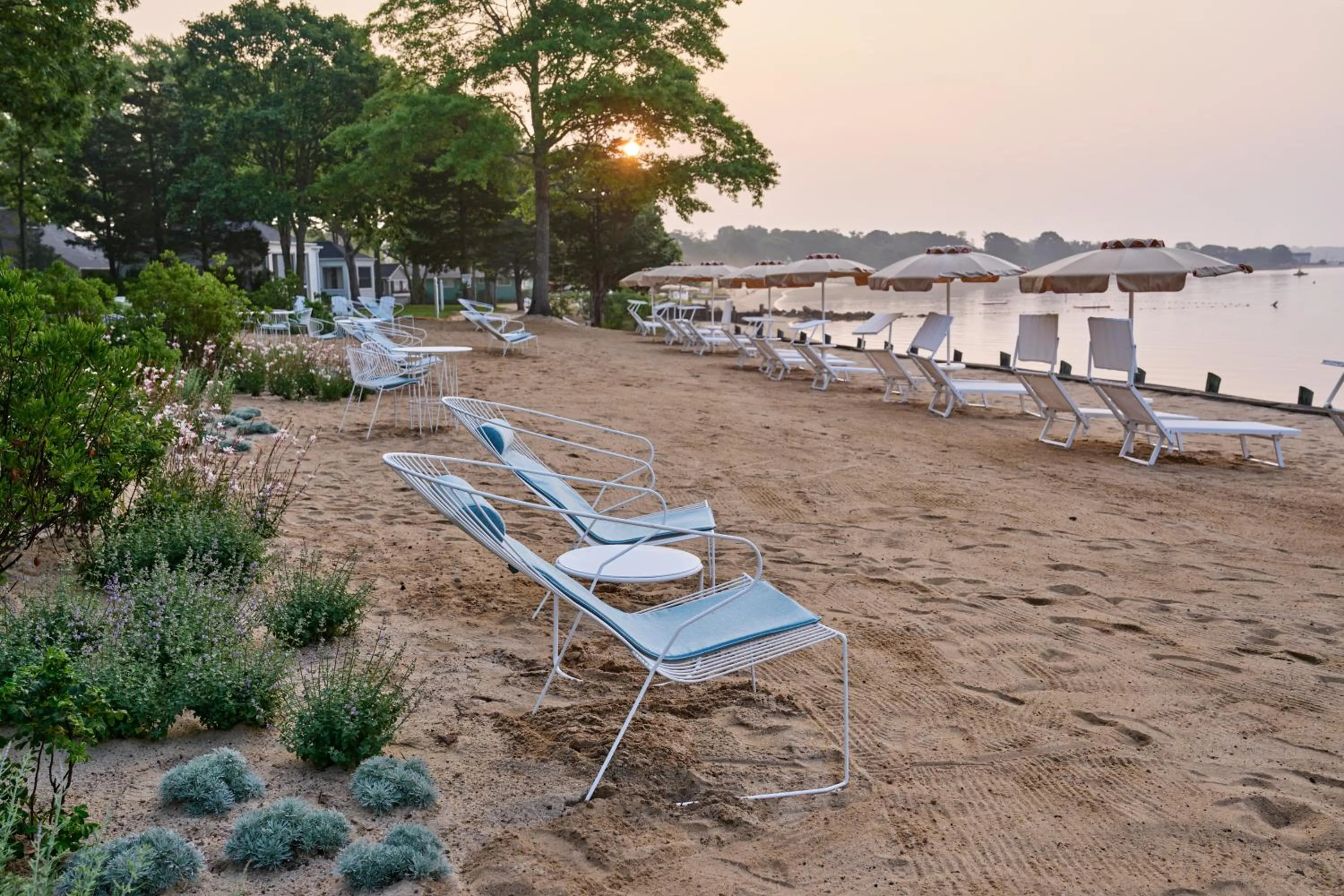 Natural landscape in Silver Sands Motel & Beach Bungalows